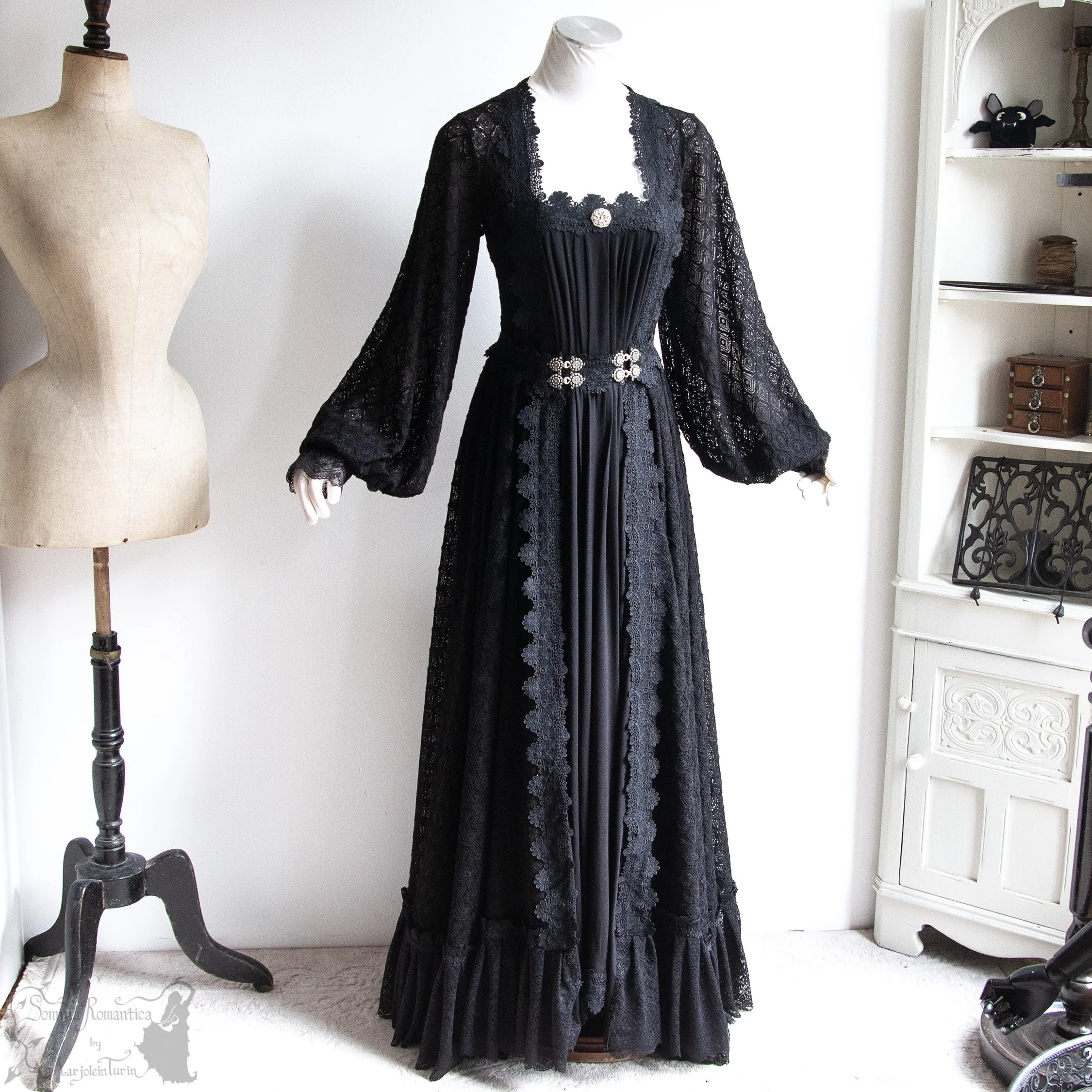 2606DRLBK37-somnia-romantica-marjolein-turin-2026-06-jun-03-22.jpg