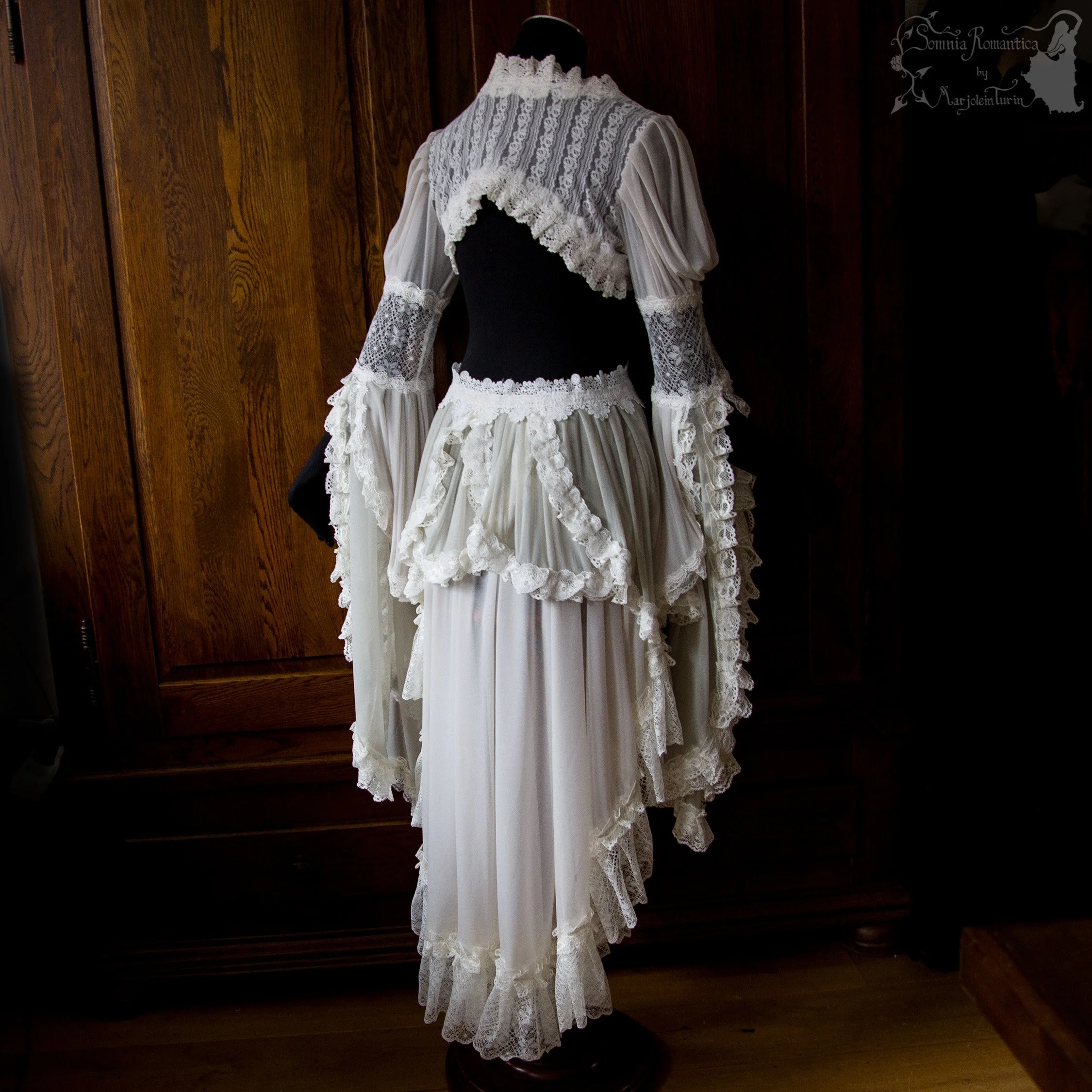 2507DPLSA39-somnia-romantica-marjolein-turin-2025-08-aug-01-18.jpg