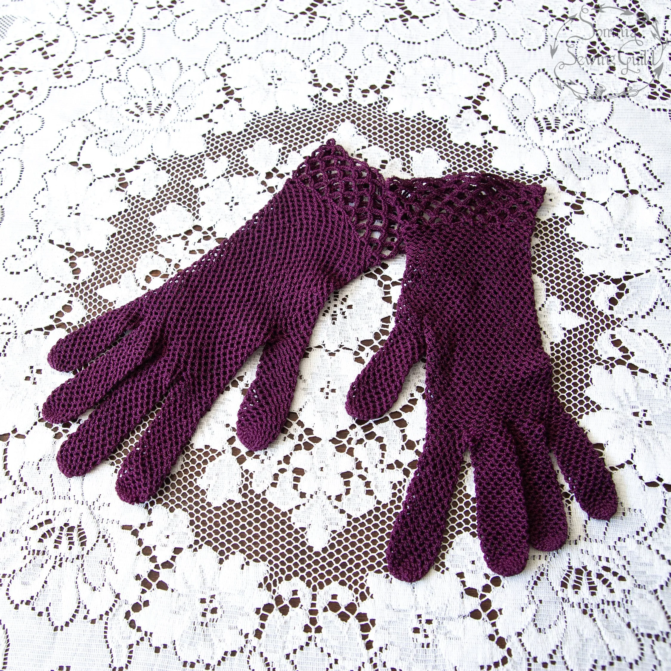 somnia-sewing-guild-gloves-vintage-purple-010-26-08-07-02.jpg