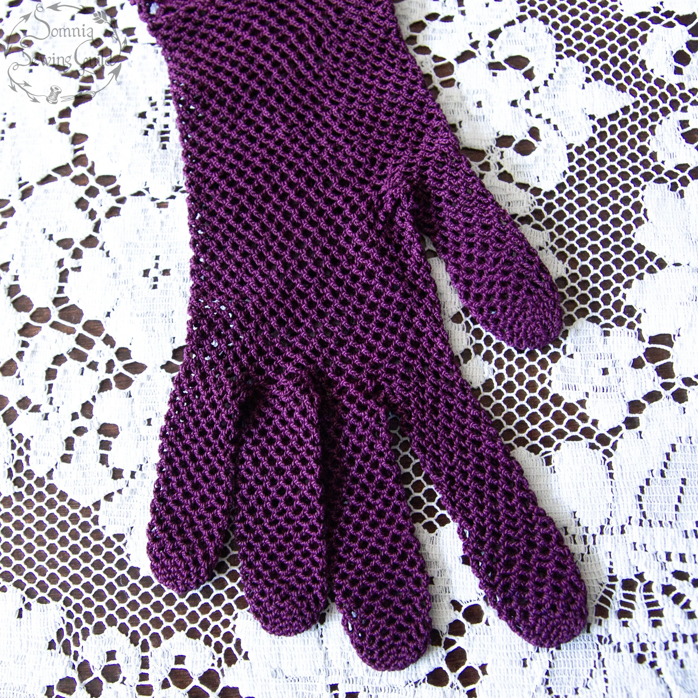 somnia-sewing-guild-gloves-vintage-purple-010-26-08-07-06.jpg