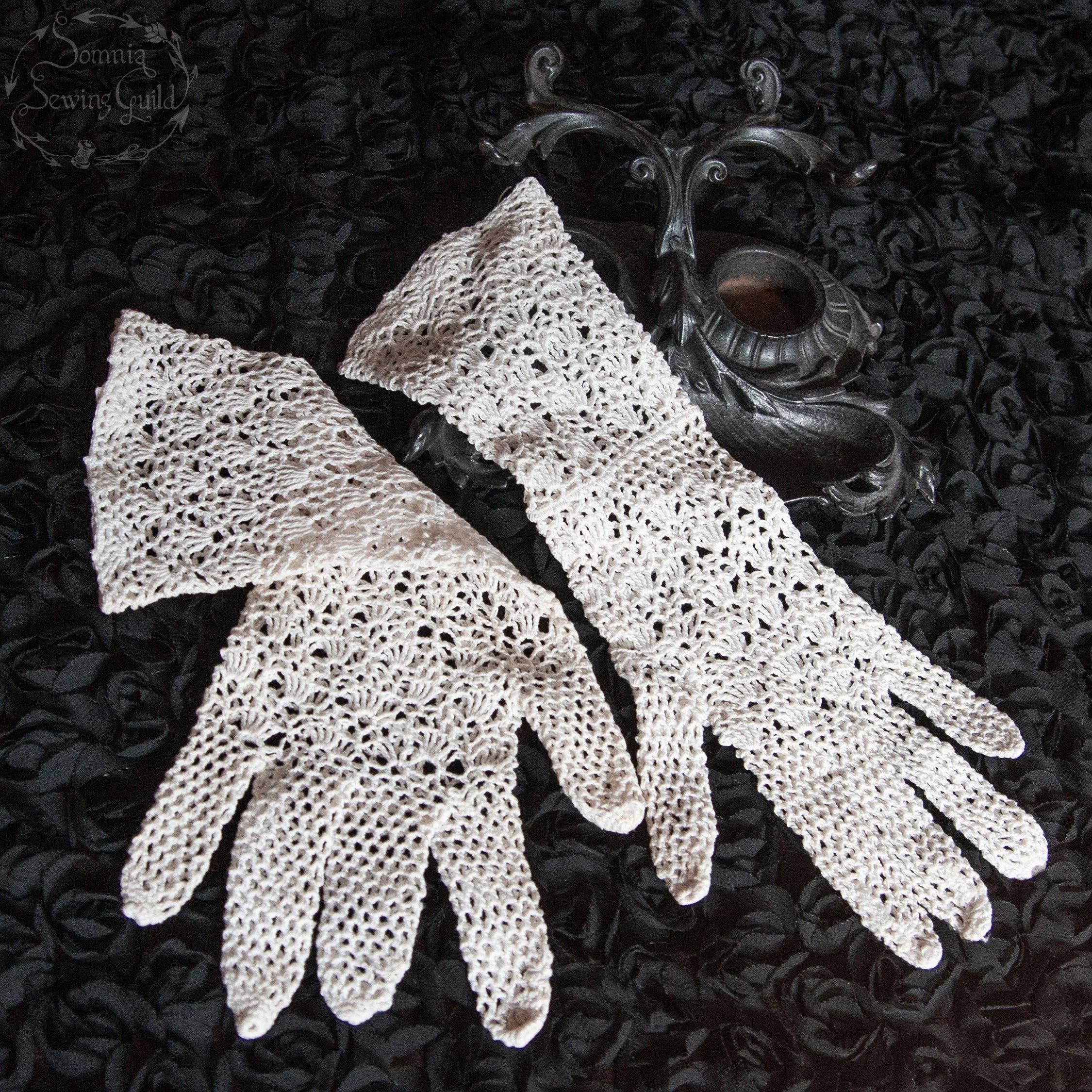 somnia-sewing-guild-gloves-ACGL004IV-004-08-aug-06-03.jpg