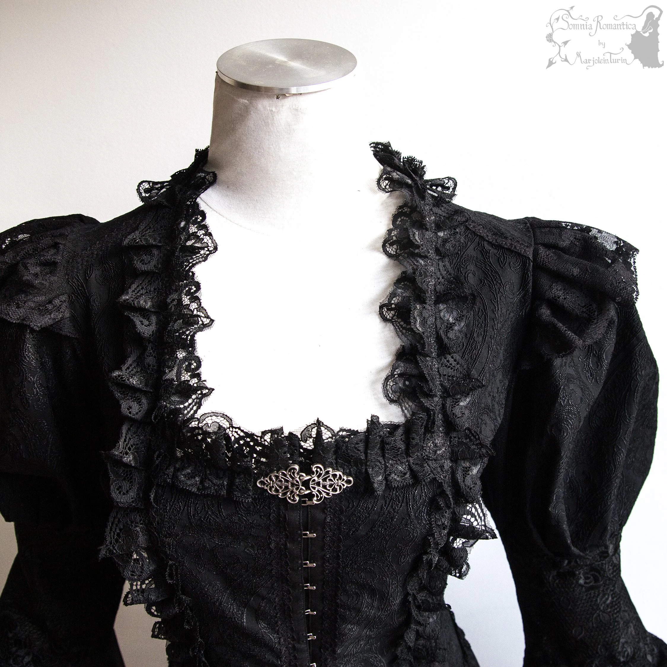 2511WALBK37-somnia-romantica-marjolein-turin-2025-11-nov-26-06.jpg