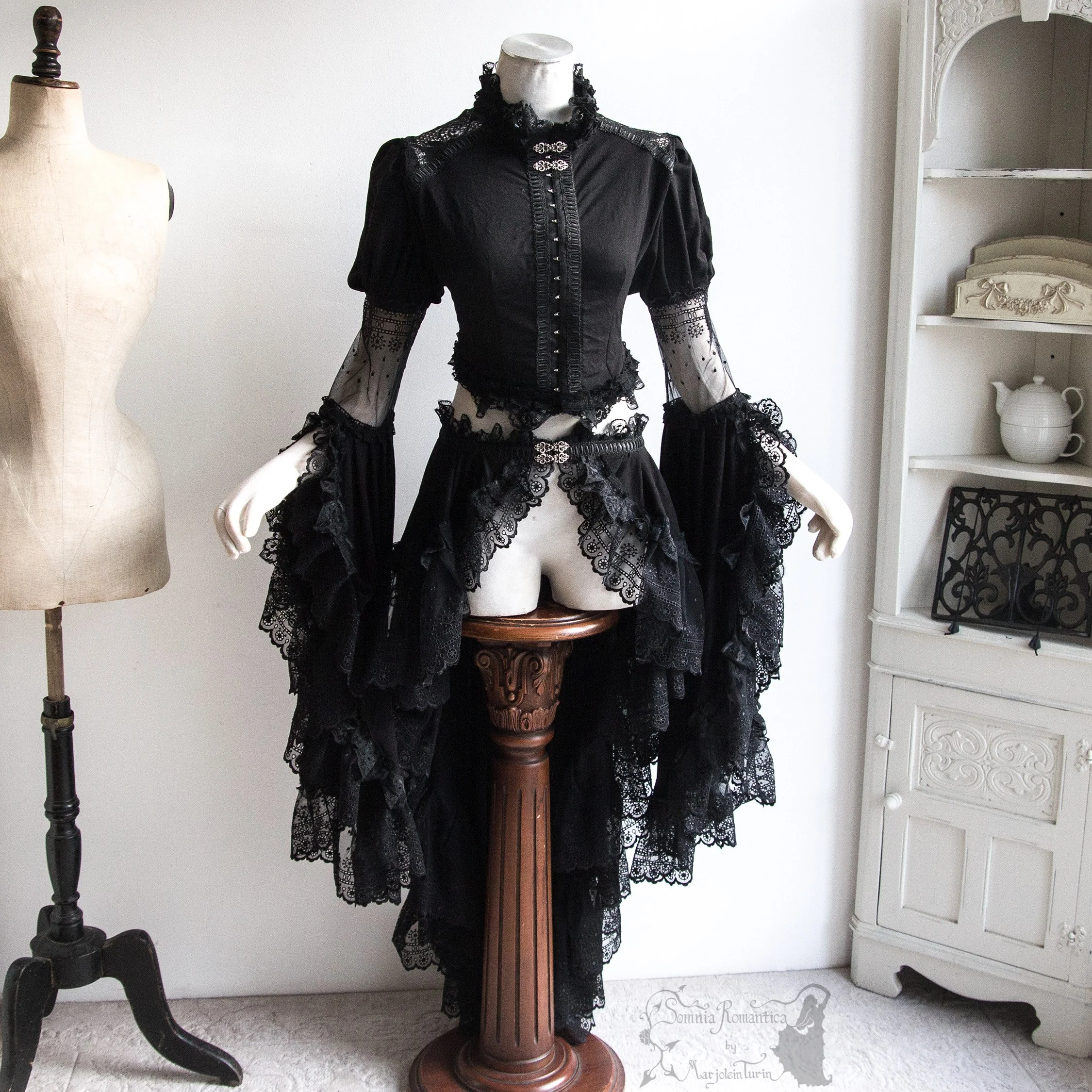 Two piece black, overskirt and croptop, L, sundry designs 2025