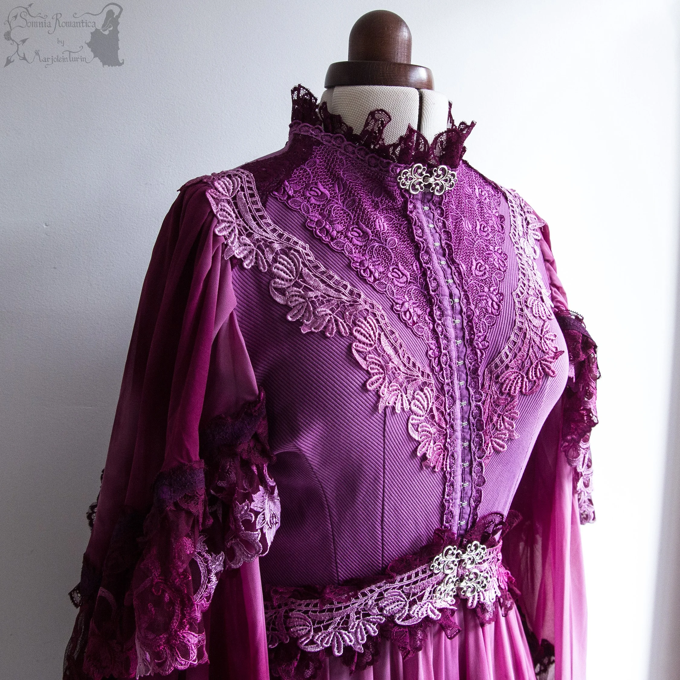 2501DRXFU47-somnia-romantica-marjolein-turin-2026-01-may-13-01.jpg