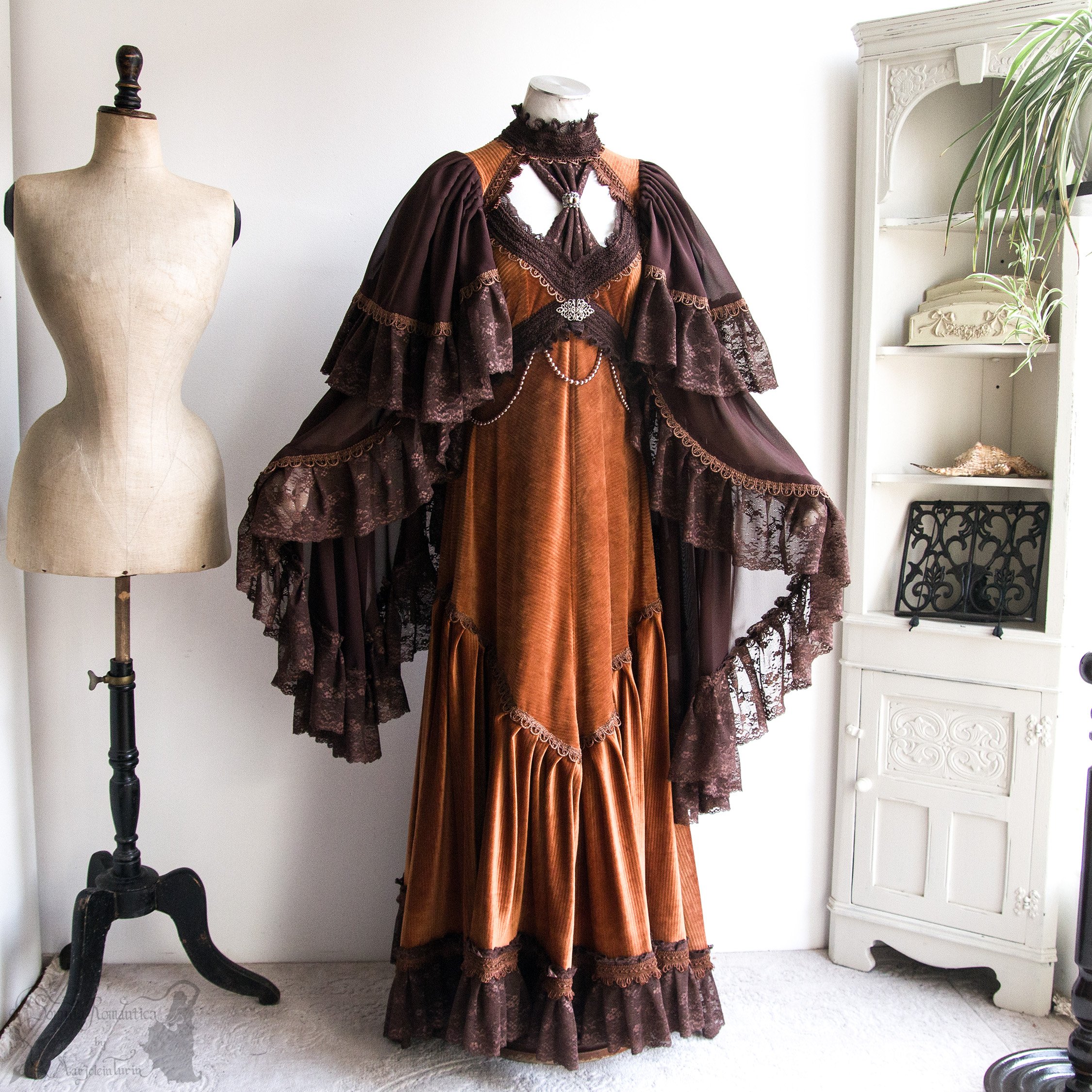 2601DRLOC37-somnia-romantica-marjolein-turin-2026-01-jan-19-20.jpg