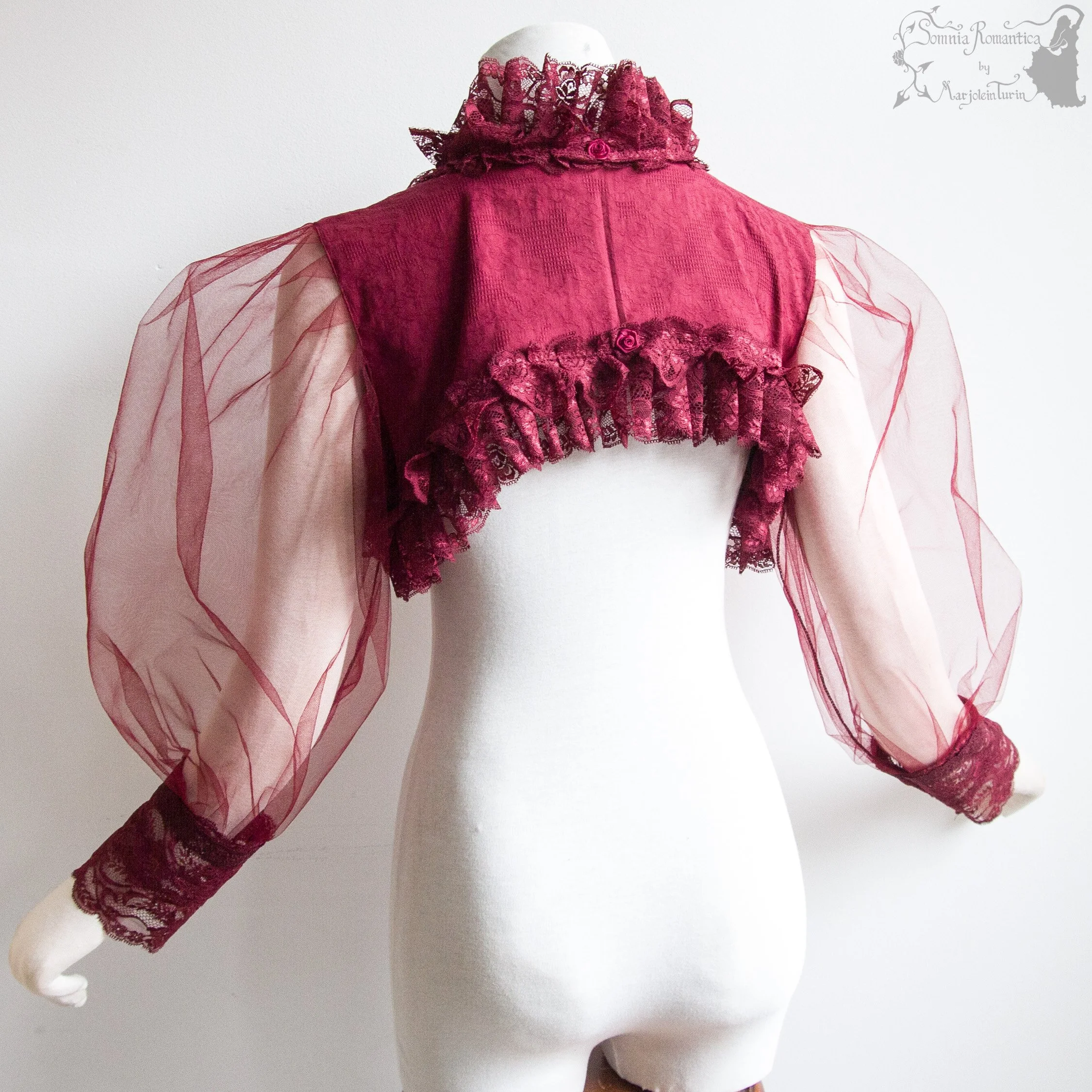 2509SHMRE38puff-somnia-romantica-marjolein-turin-2025-09-sept-18-22.jpg