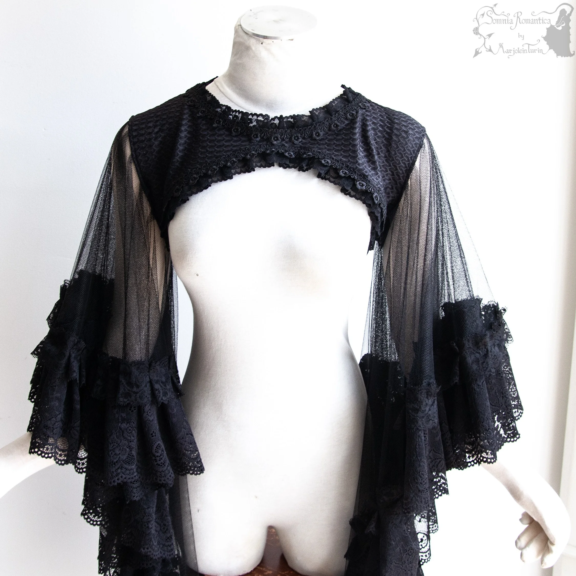 2606SHLBK38-somnia-romantica-marjolein-turin-2026-06-jun-16-03.jpg