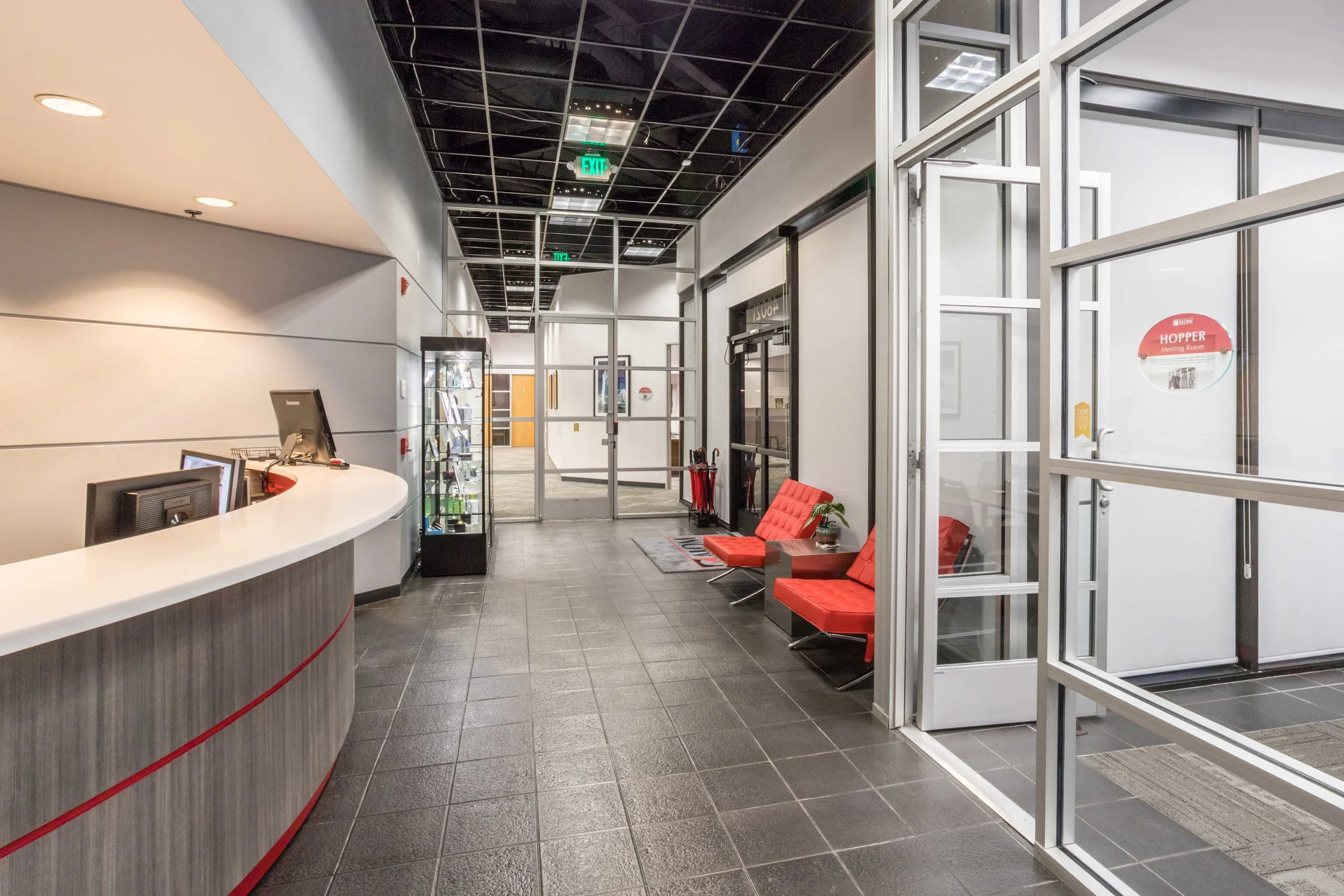 Alom-2(Lobby).jpg