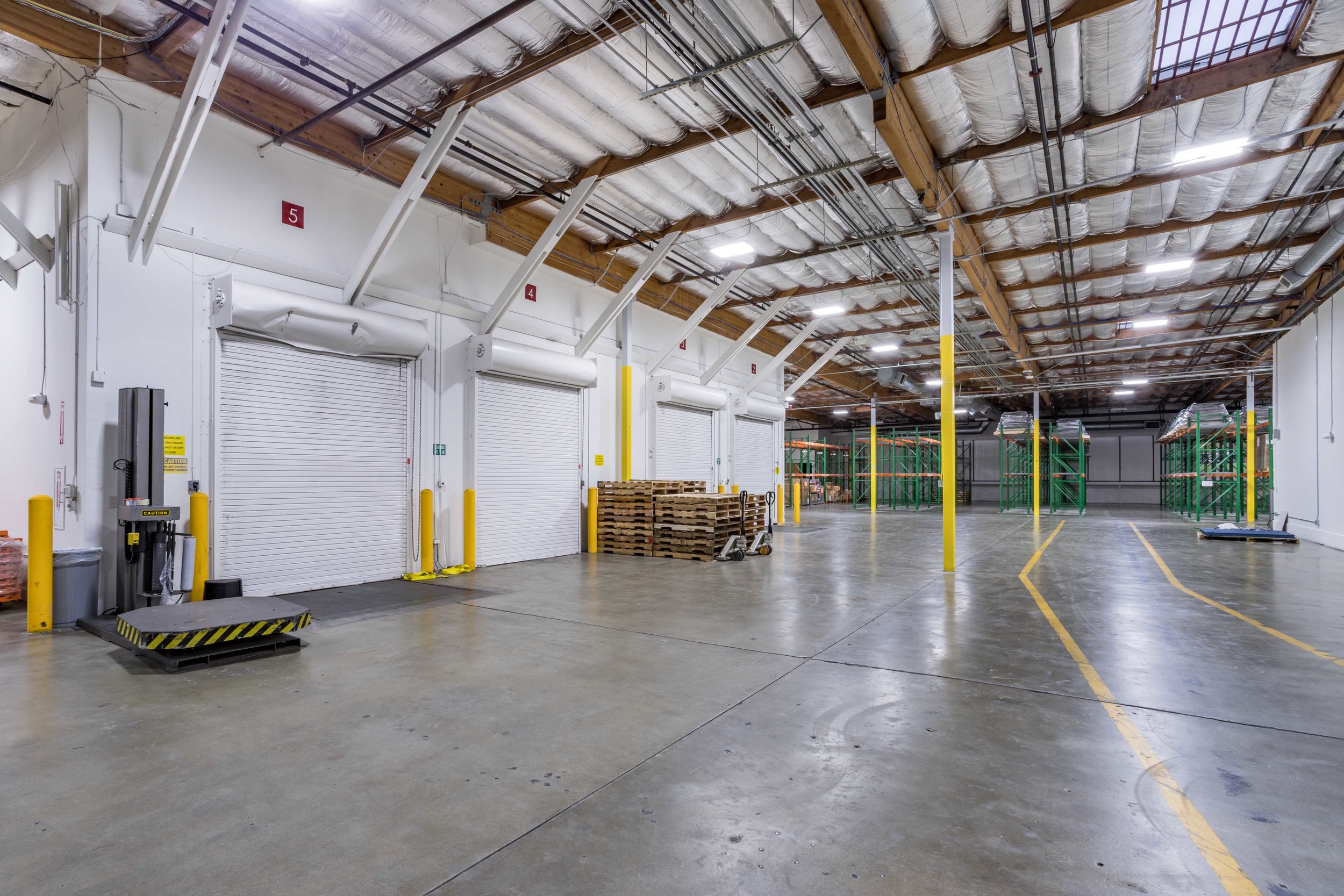 Alom-11(warehouse).jpg