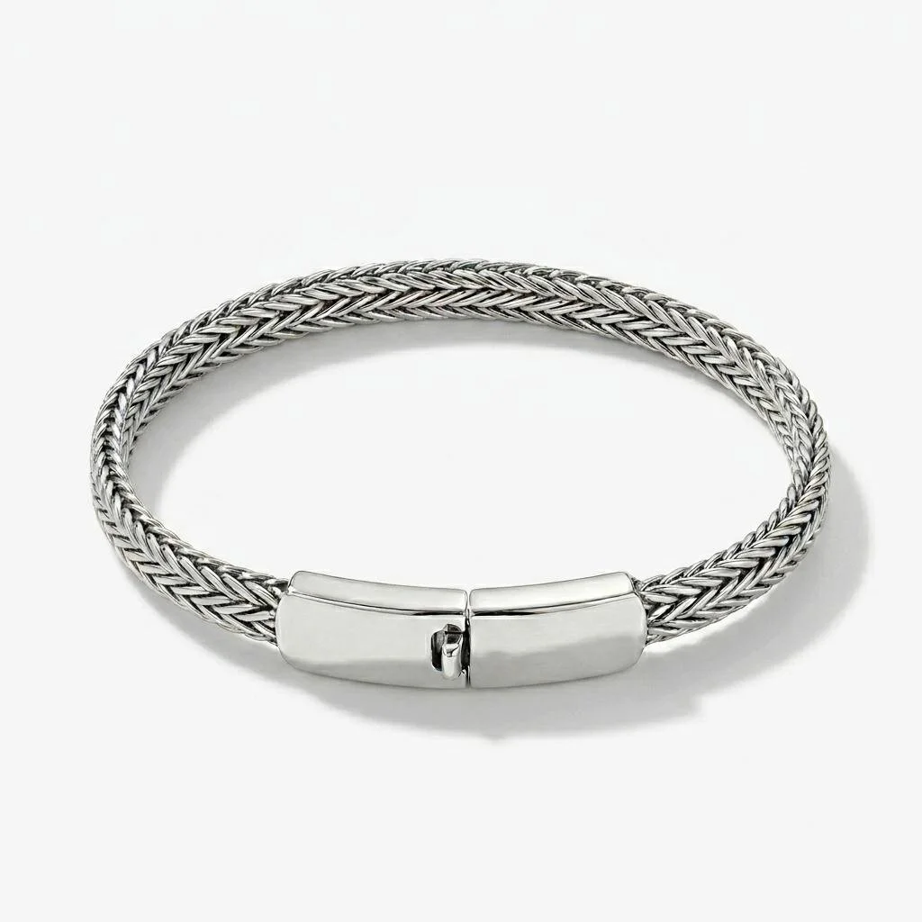 silver-guarded-bracelet.jpg