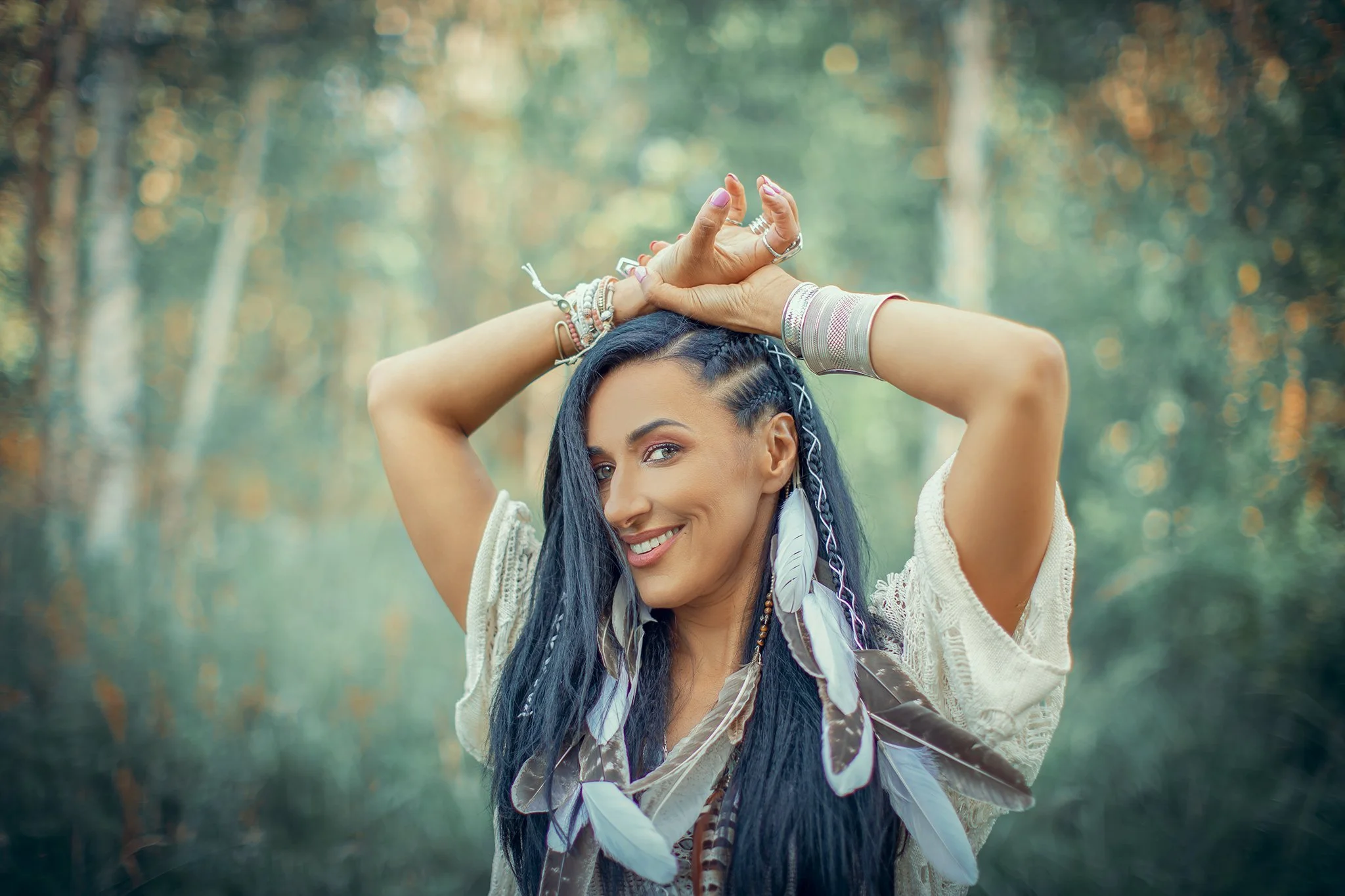 susan-feather-hair-clip-lifestyle.jpg