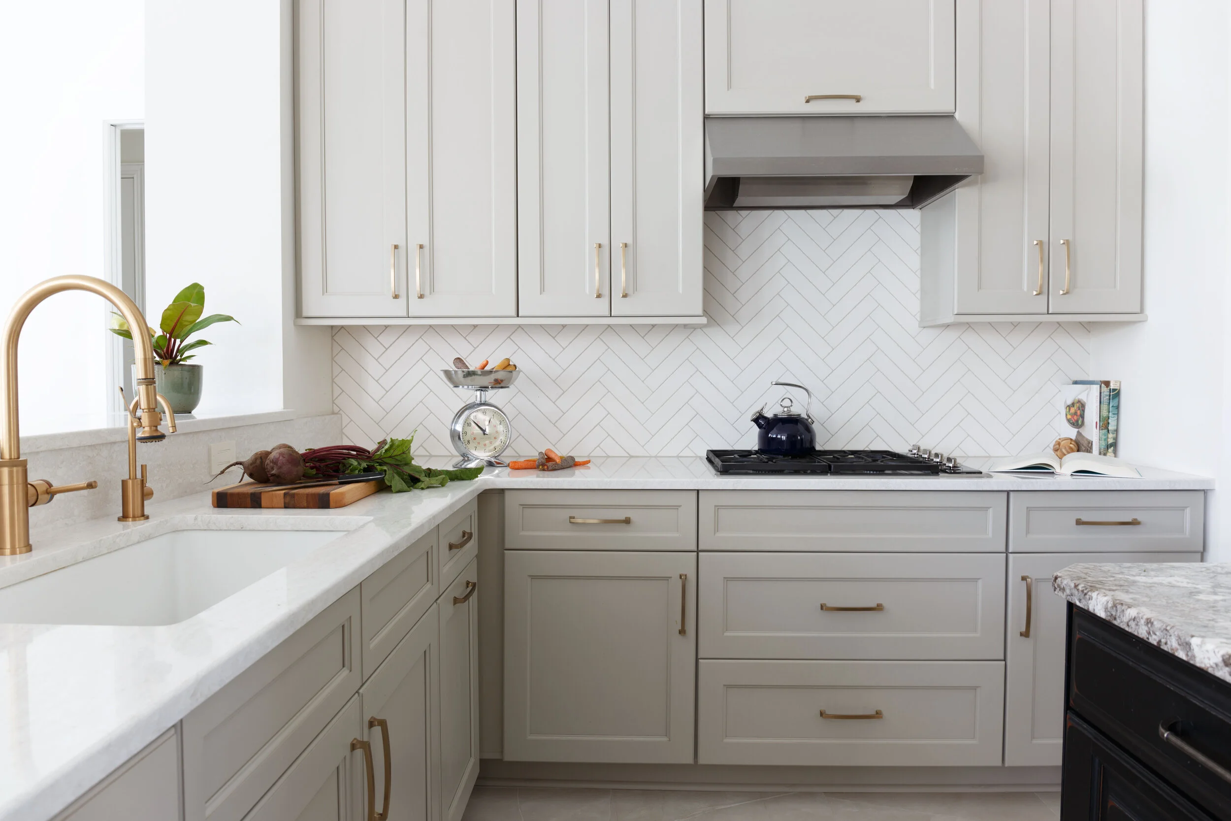 kitchen2.jpg