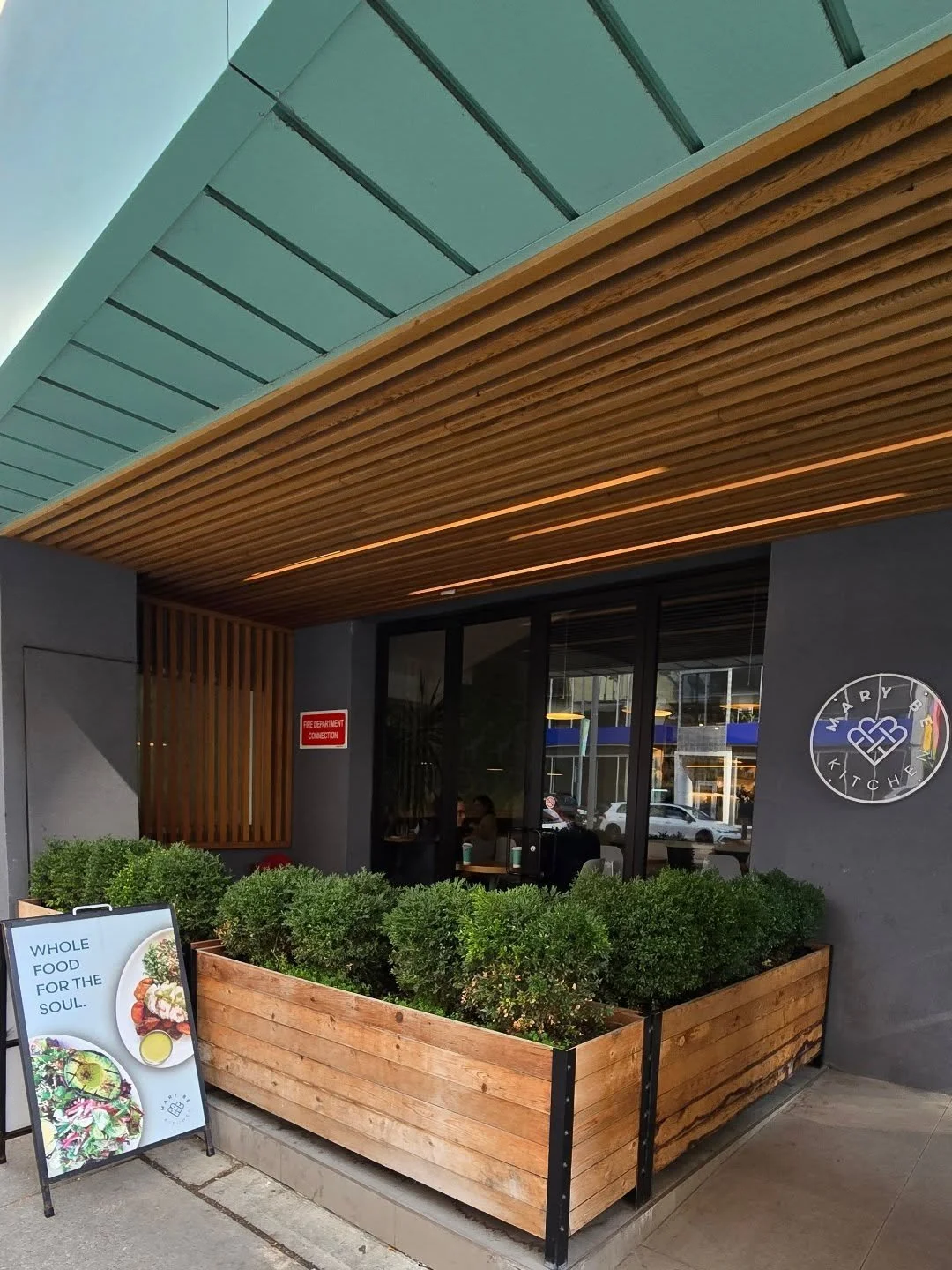 📛We&rsquo;ve officially said goodbye to the patio for the season! 🍂🍁

✨️Thanks for all the sunny brunches, comfort food and Iced Lattes &mdash; see you next year, patio!👋☀️

📍Mary Be Kitchen, 21B St. Clair Avenue West, Midtown - Toronto

#EatDri