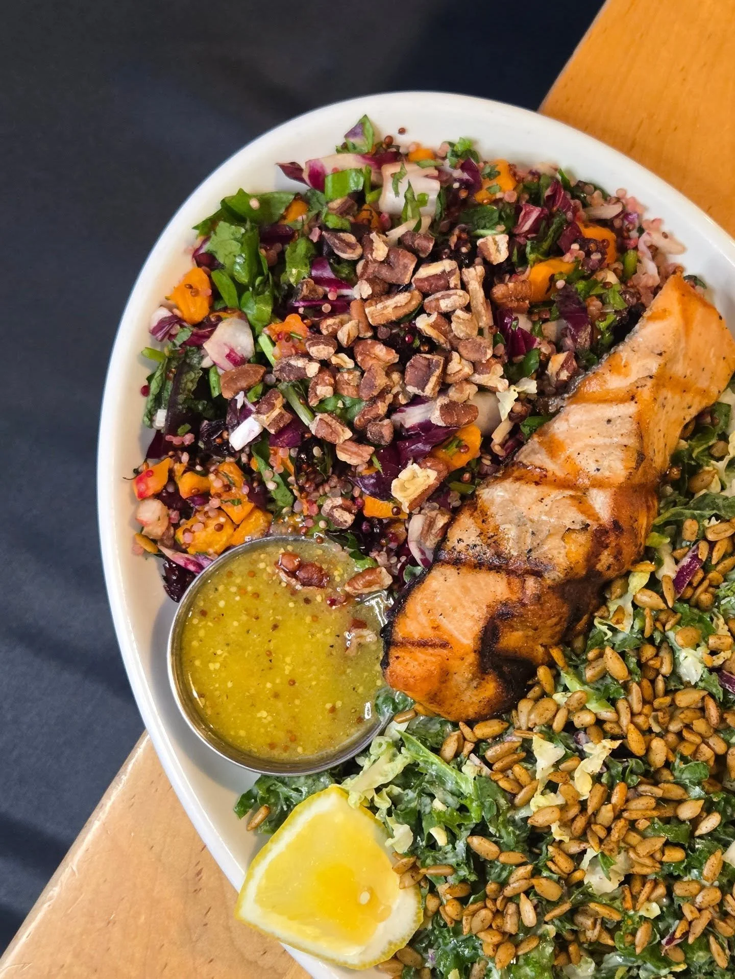 🍽️ Staff pick of the week: 
 Be Square Combo: perfectly grilled Salmon, Kale &amp; Red Cabbage Caesar Salad and Harvest Chopped Salad ✅️🥗

No shortcuts, no fillers&mdash;just premium, wholesome ingredients that taste like they were made for each ot