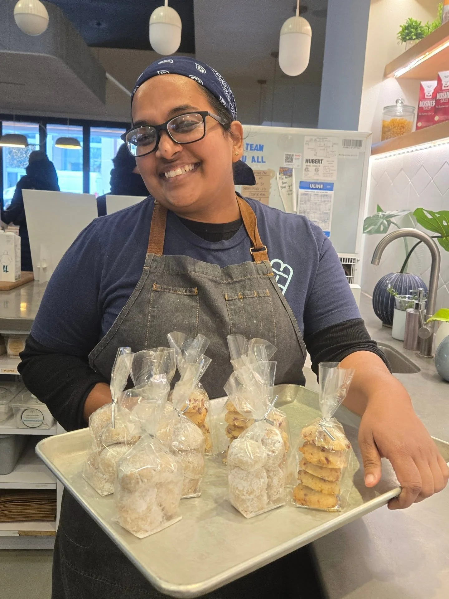 🎄 Holiday Treats Alert: Limited Time Only! 🍪✨

Our amazing bakers came up with Holiday magic: two fan-favourite seasonal treats:

❄️ Pecan Snowball Cookies
Buttery, melt-in-your-mouth goodness rolled in powdered sugar snow and loaded with crunchy p