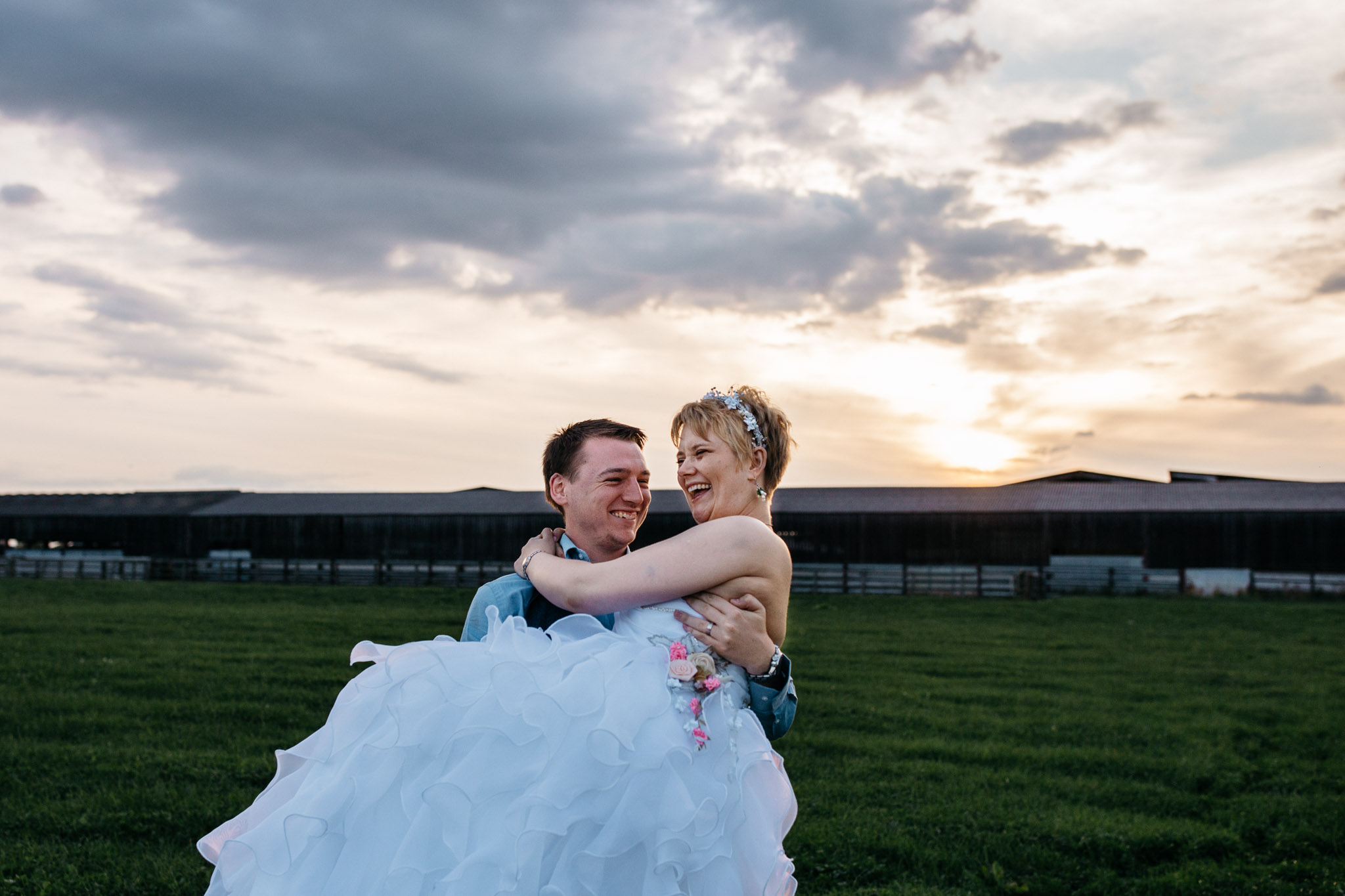 Alternative Wedding Photography - I Do The Country Wed, Quainton