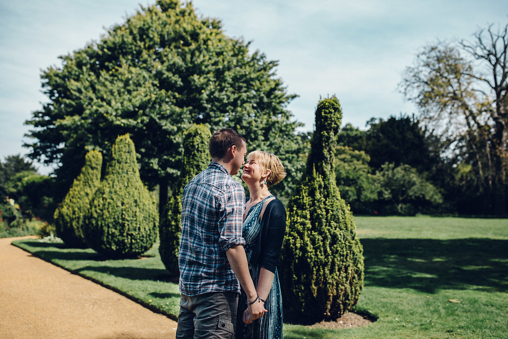 Hylands Park Engagement shoot - Chloe Lee Photo