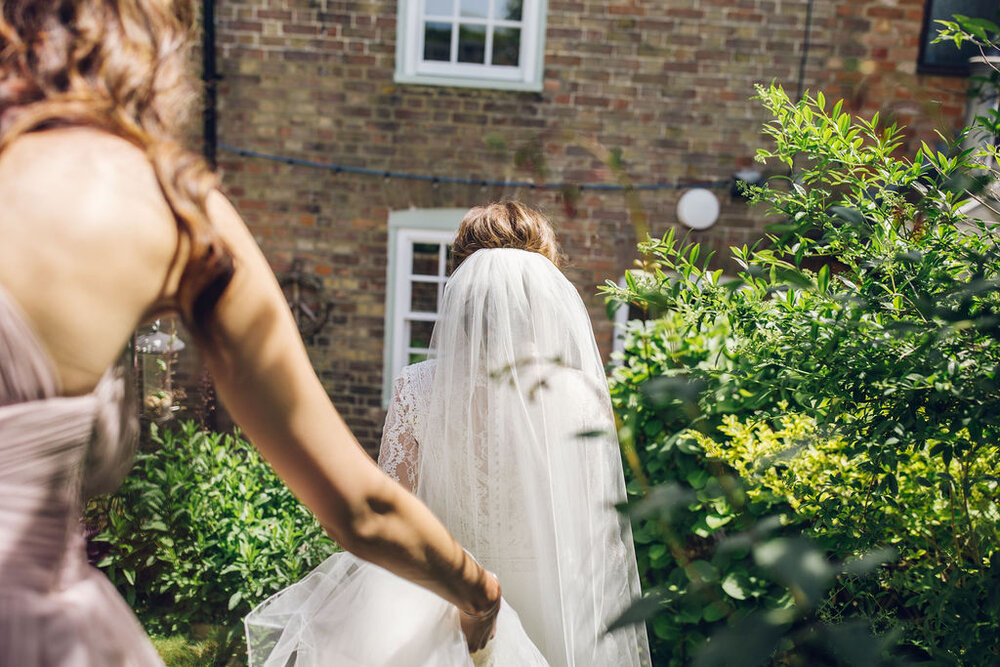 Relaxed Wedding at the Dreys, Kent