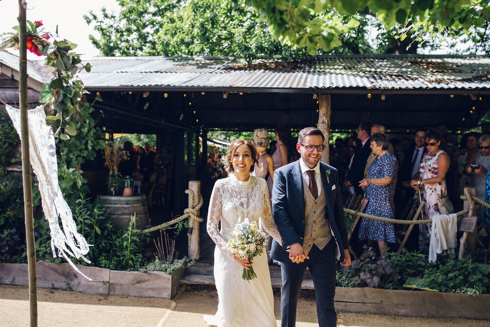 Relaxed Wedding at the Dreys, Kent