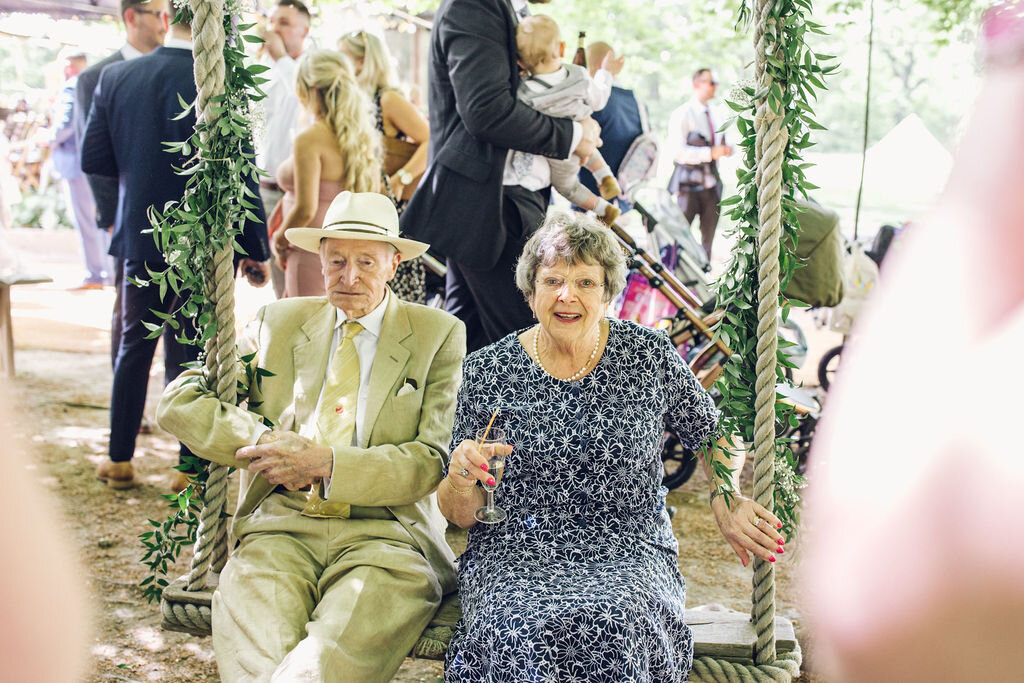 Relaxed Wedding at the Dreys, Kent