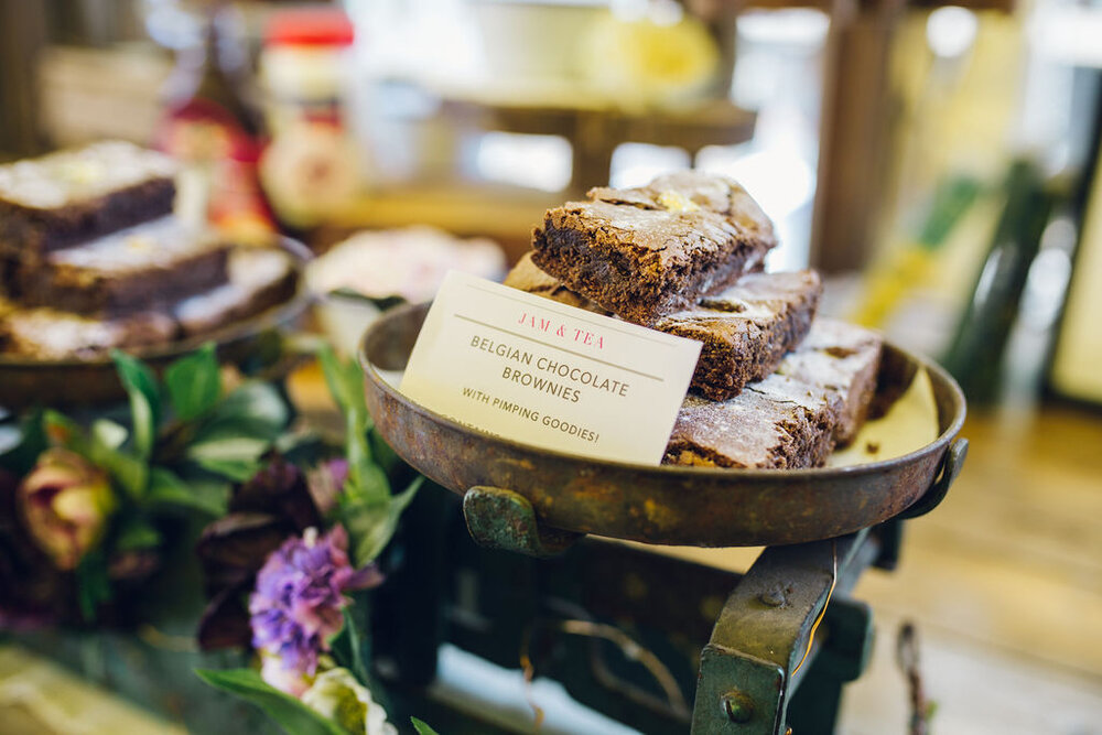 Relaxed Wedding at the Dreys, Kent - Woodland Wedding Photography Brownies