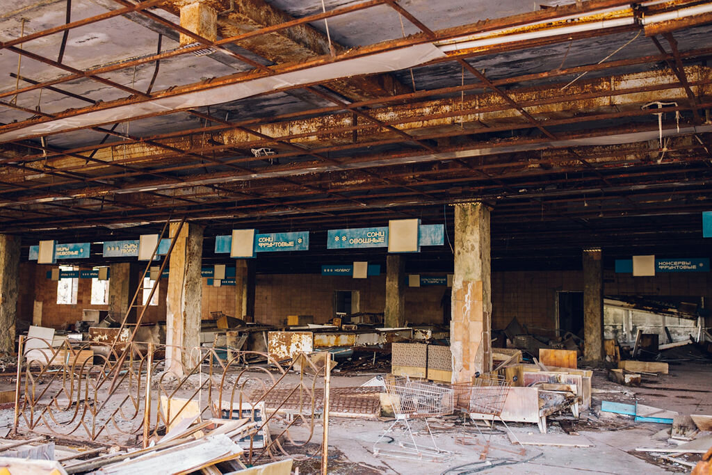 Travel photography - Chernobyl exclusion zone and Pripyat tour Abandoned Supermarket