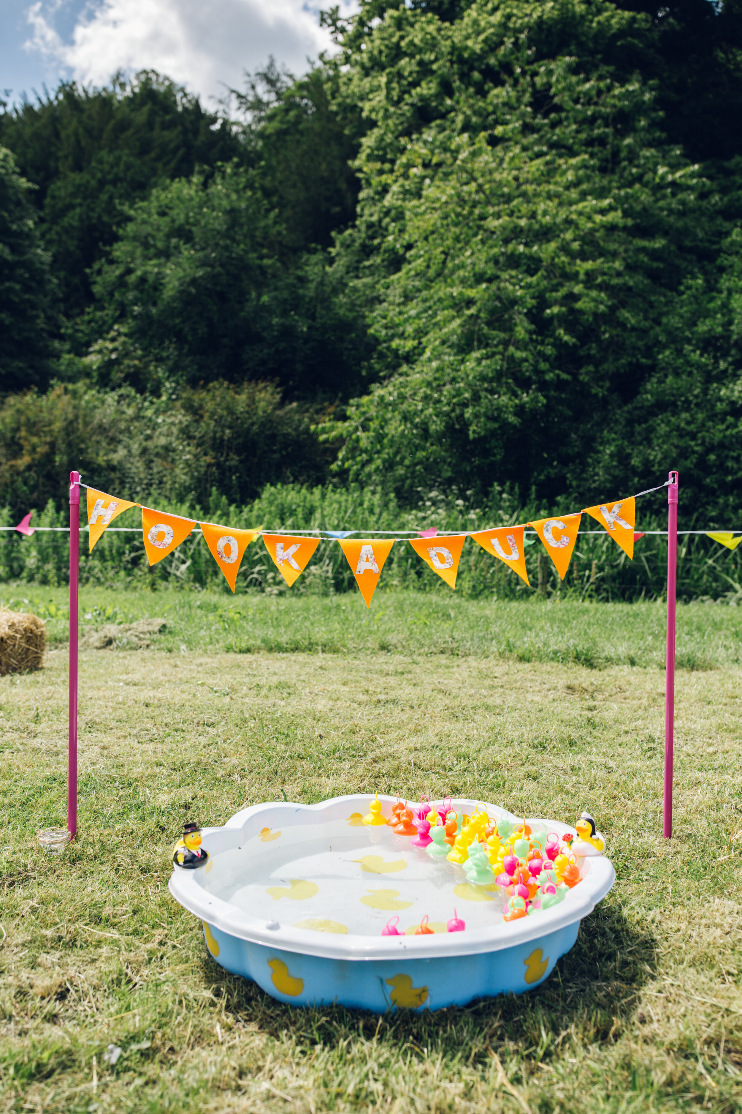 Colourful Wedding Photography Hook A Duck