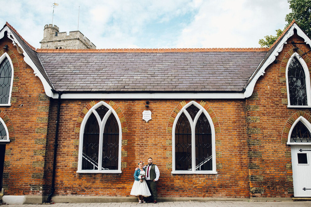 Fun alternative 50s style couple - Intimate Essex wedding Old Parish Rooms