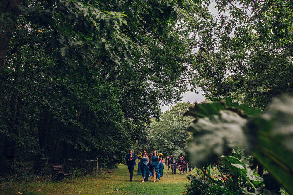 Relaxed Captains Wood Barn Essex Wedding