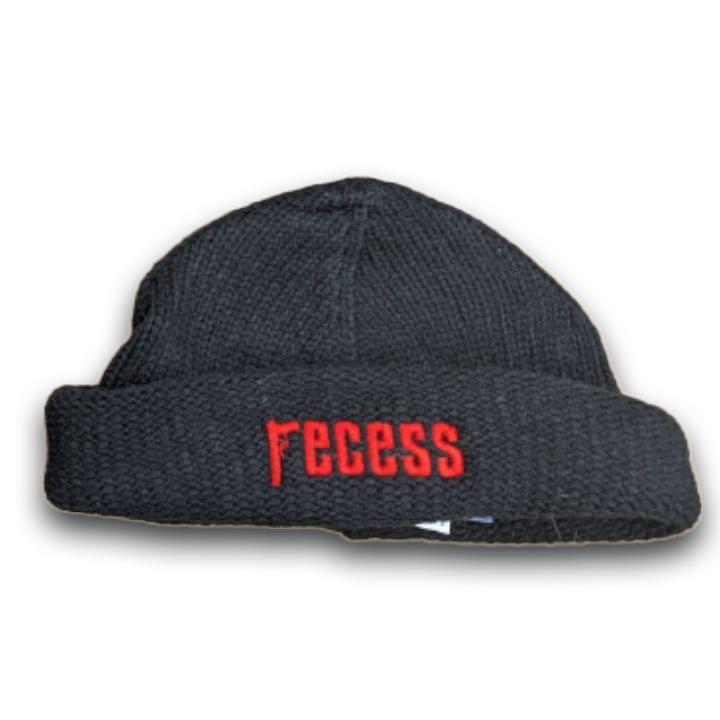 yoyonostra black beanie.png