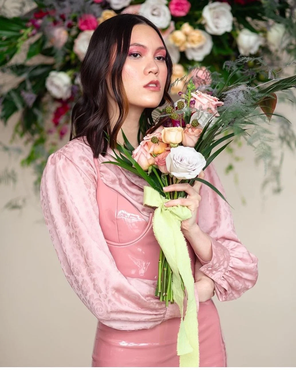 🌸✨💖 💐 📸: @emcrombez 
Model: @na0hmi
Styling: @hautecloth 
MUA: @makeupbynorms 
Floral: @copperandsagecollective