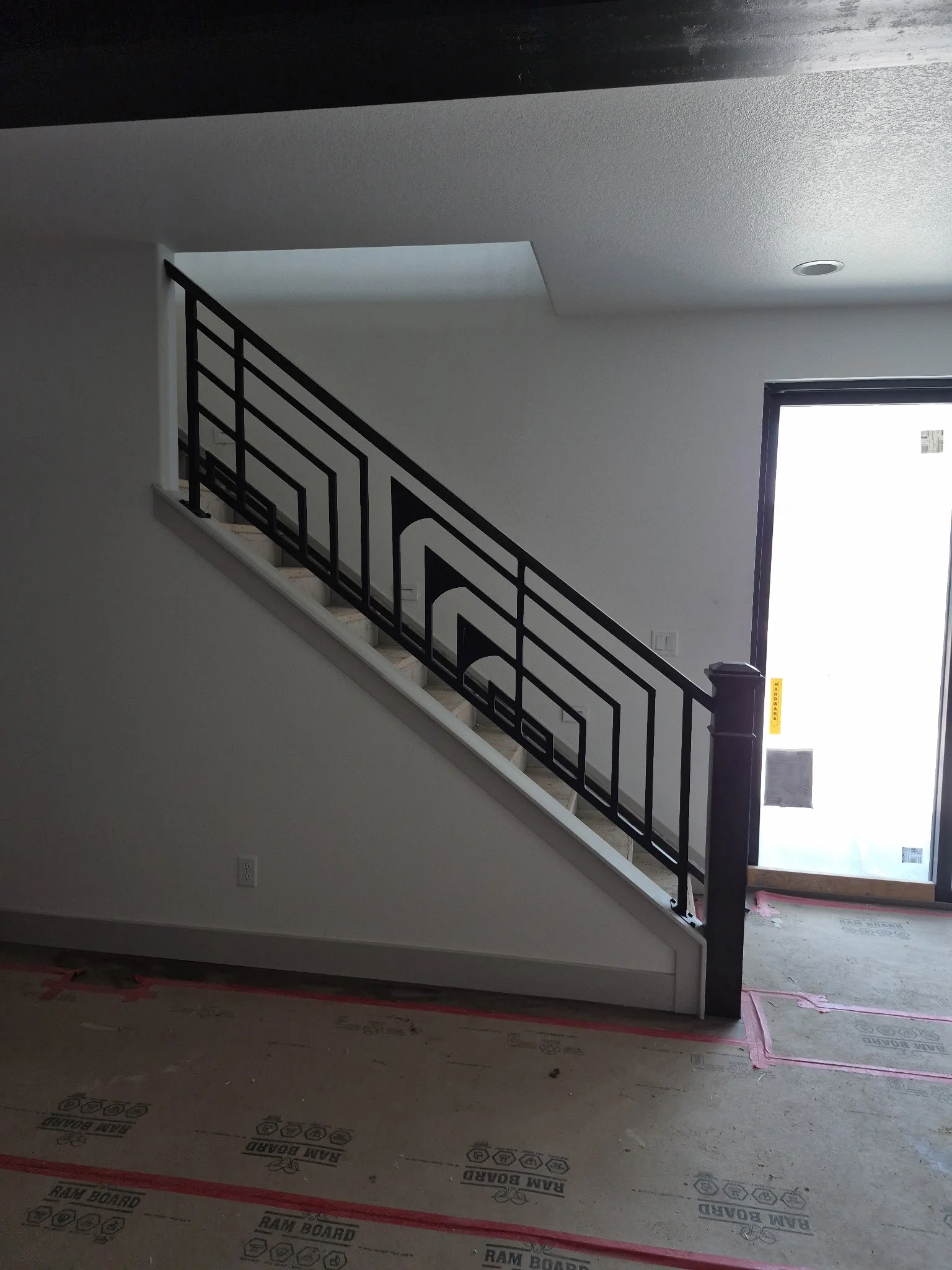 Partnered on steel/wood railings for JS Homes 2025 entry for Parade of Homes.