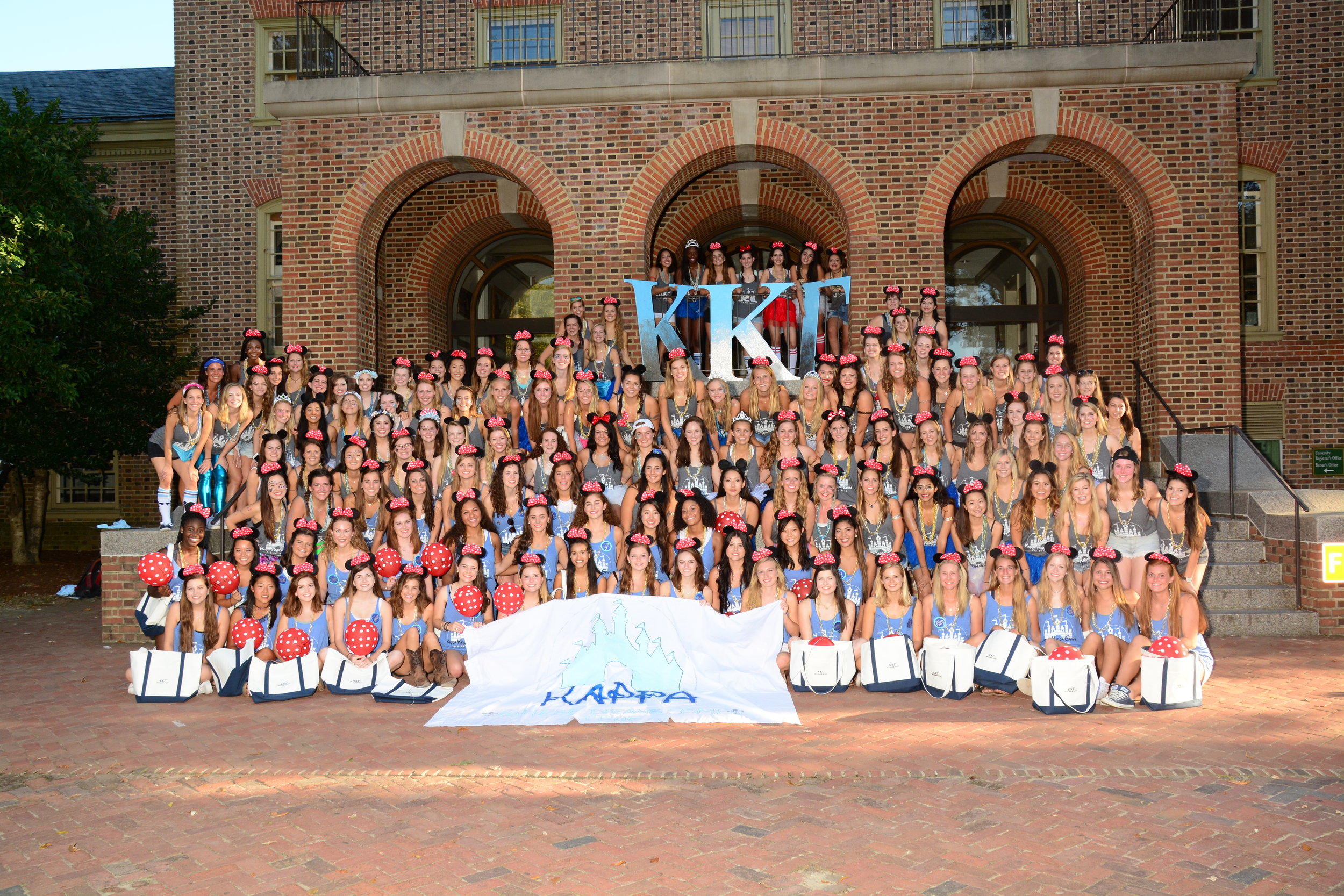 William & Mary KKG - whole house.jpg