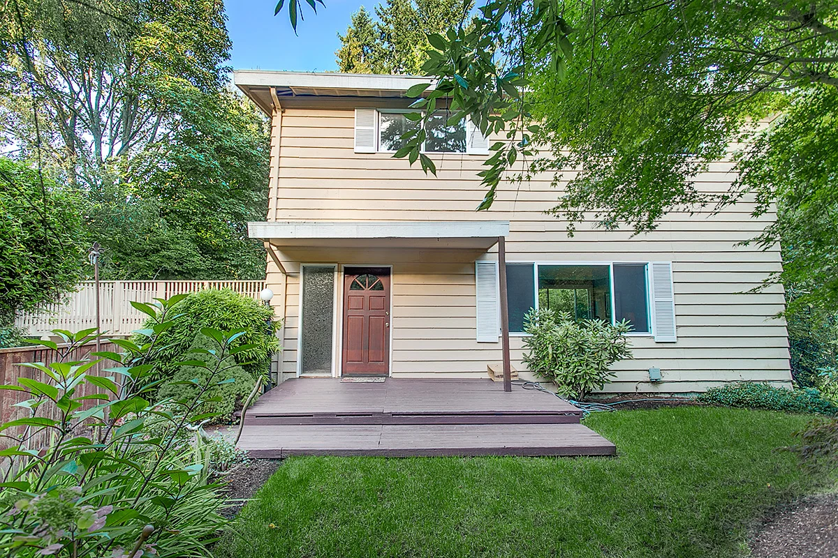 Lake Forest Park-$458,000