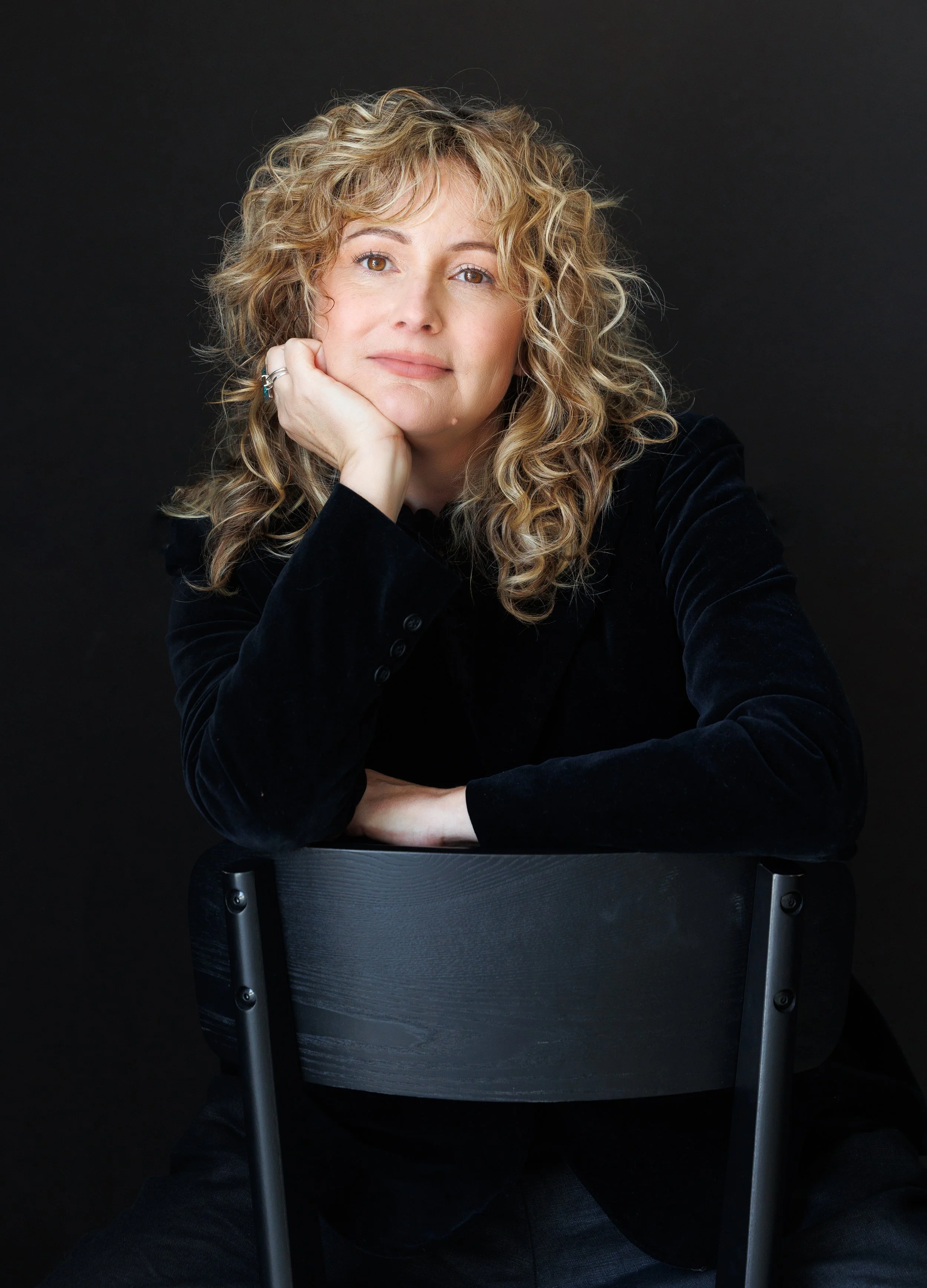 Anthropologist, author + journalist Shoshi Parks