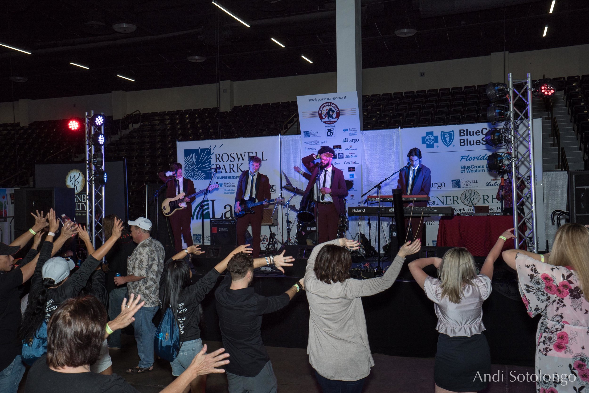 _DSC04582019BUF2SRQ.jpg