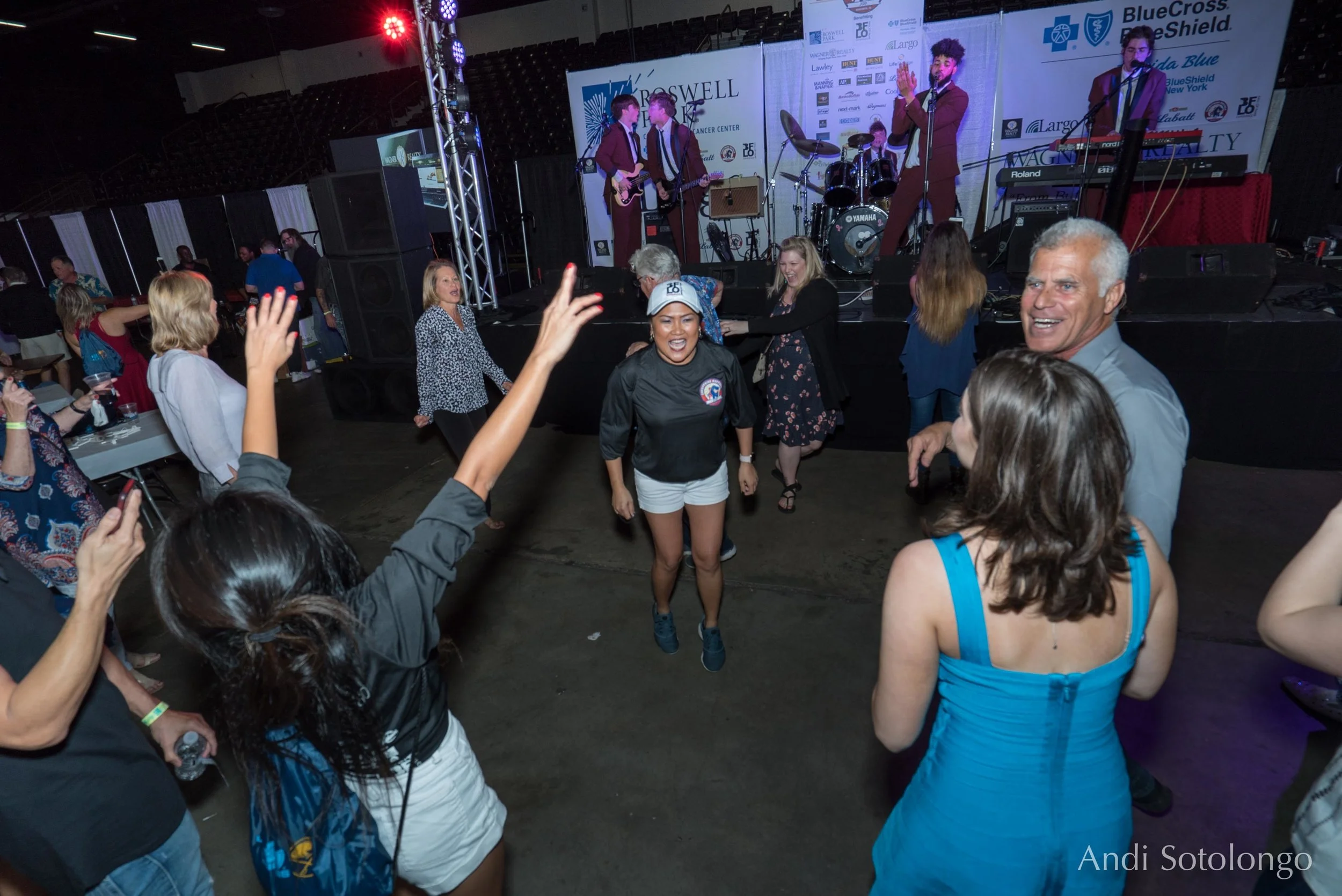 _DSC04712019BUF2SRQ.jpg