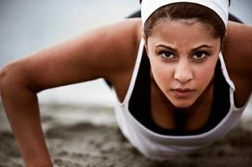 latina_pushup.jpg