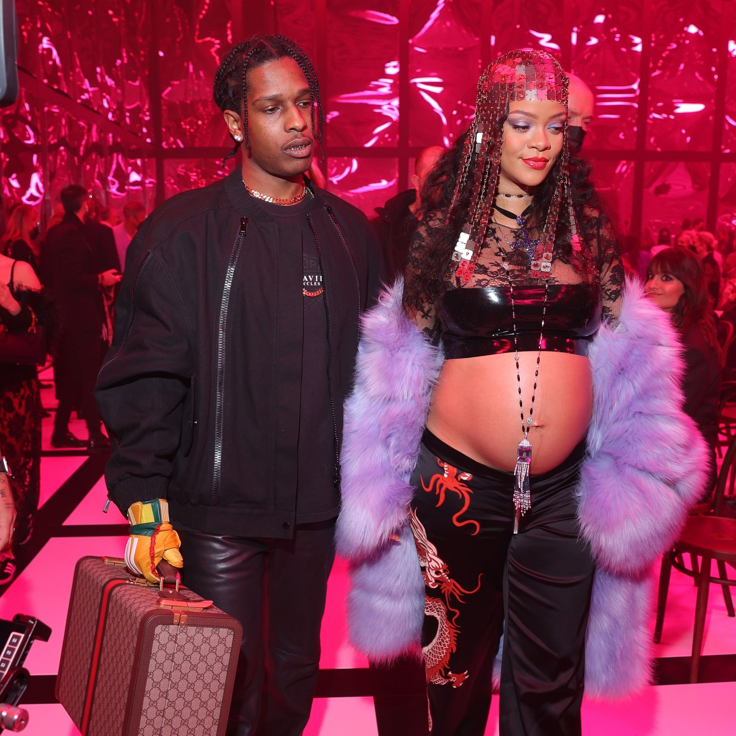 How Rihanna is Reinventing Maternity Wear