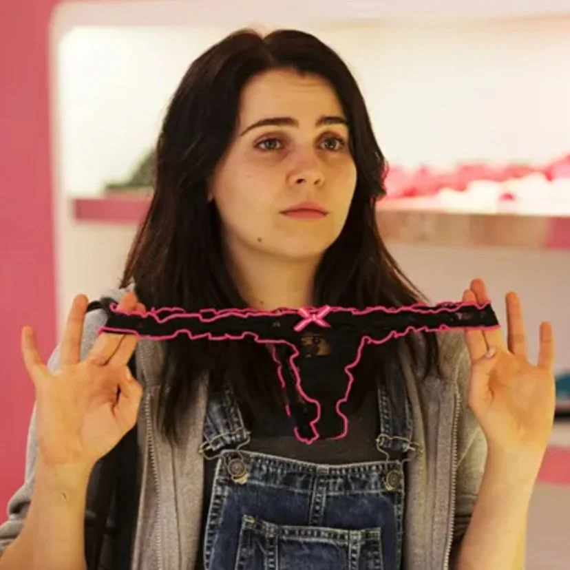 How to Stop Feeling like the “D.U.F.F.” of Your Friend Group