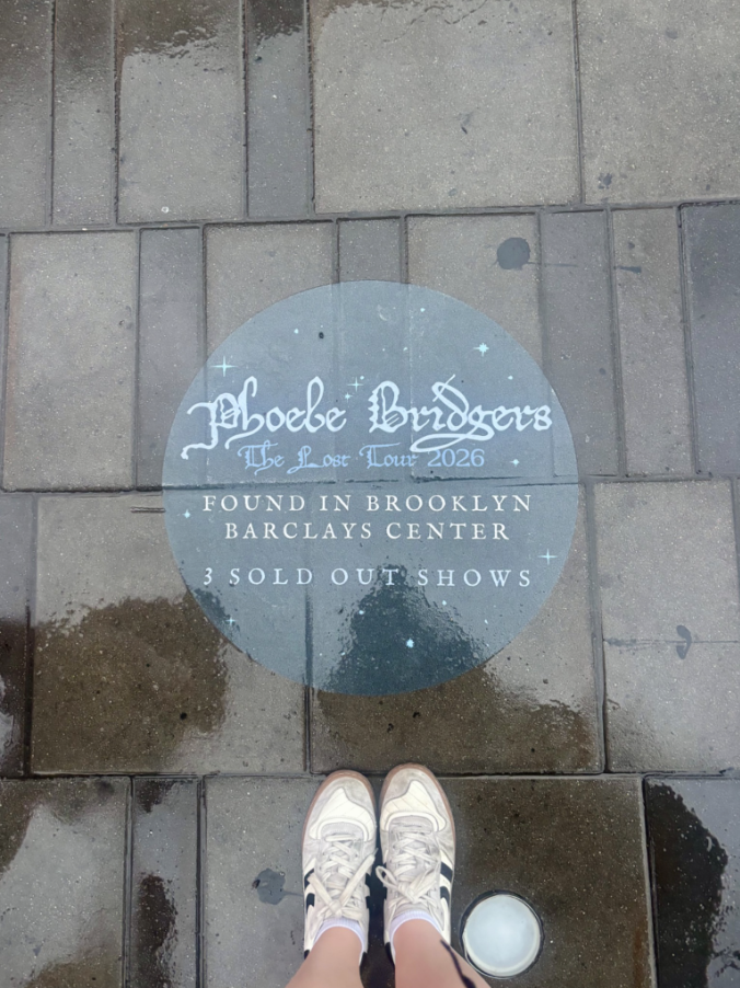 Phoebe Bridgers locked up our phones and gave us back the art of the concert