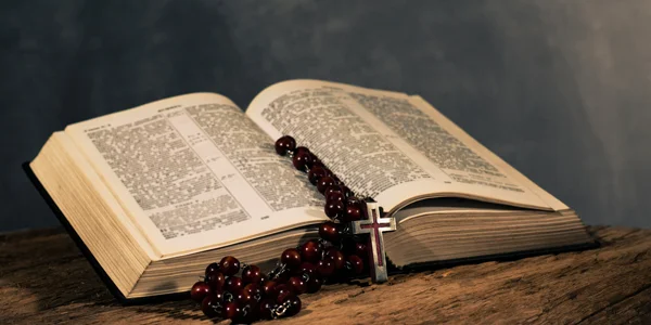 Bible-and-Rosary-Beads-CS-158.jpg