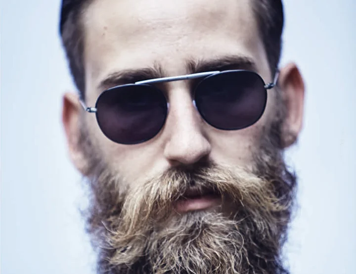 Garrett Leight Garrett Leight was born in Venice Beach, CA and designed in LA: each frame is named after a Venice street and stamped with VC/CA 90291. The team is influenced and inspired everyday by the people, places, and stories of California. The frames are handmade and finished with the finest materials and processes by the amazing eyewear makers. Learn more about Garrett Leight