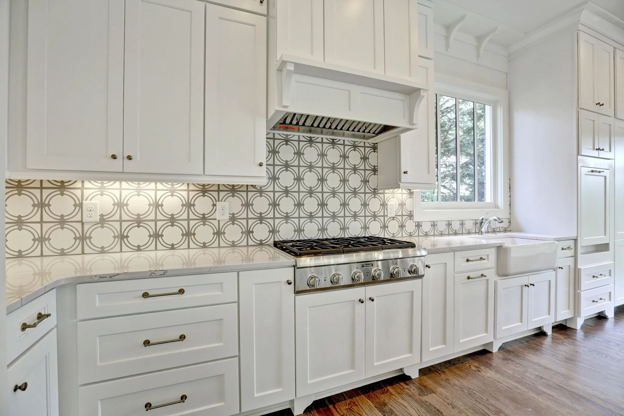 Level Craft Rejuvenates Spectacular Midtown Bungalow