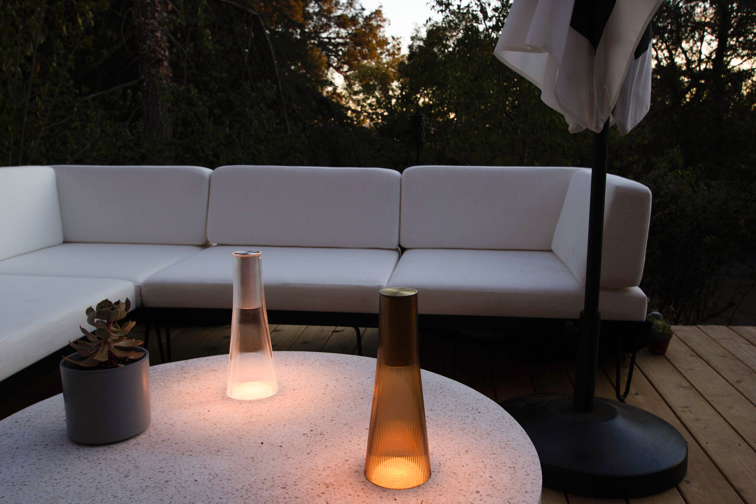 Pablo Designs Candel Backyard Photo 02_Full Res.jpg