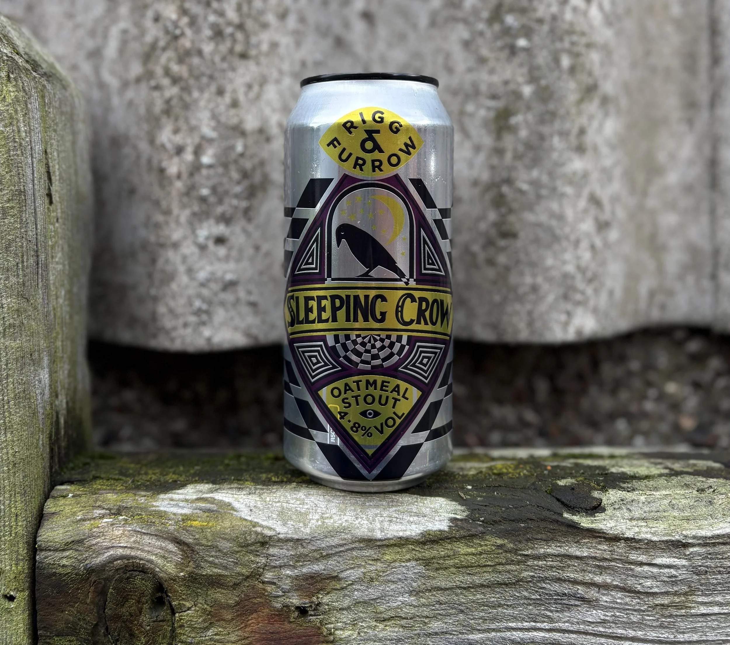 Sleeping Crow - Oatmeal Stout - 4.8%