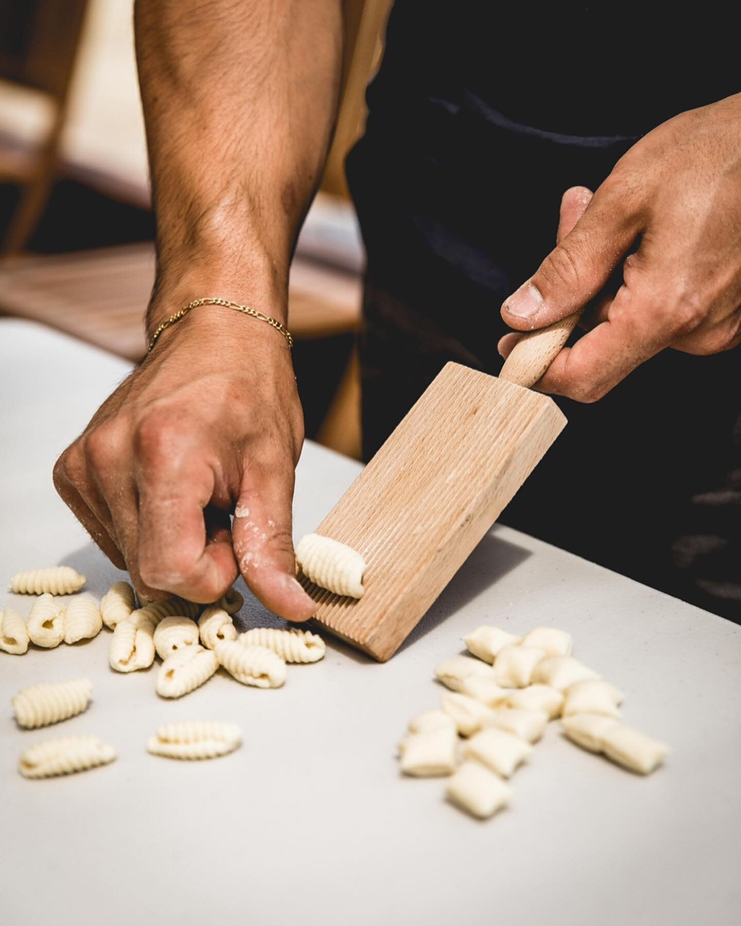 Countdown is on for Yoga Cucina Bruny Island!! Featuring @riversdaleestate @get_shucked_oysters_ @brunyislandcheese just to name a few!! 

One sneaky spot remains, get in touch to book 🙌🥖🦪🥂