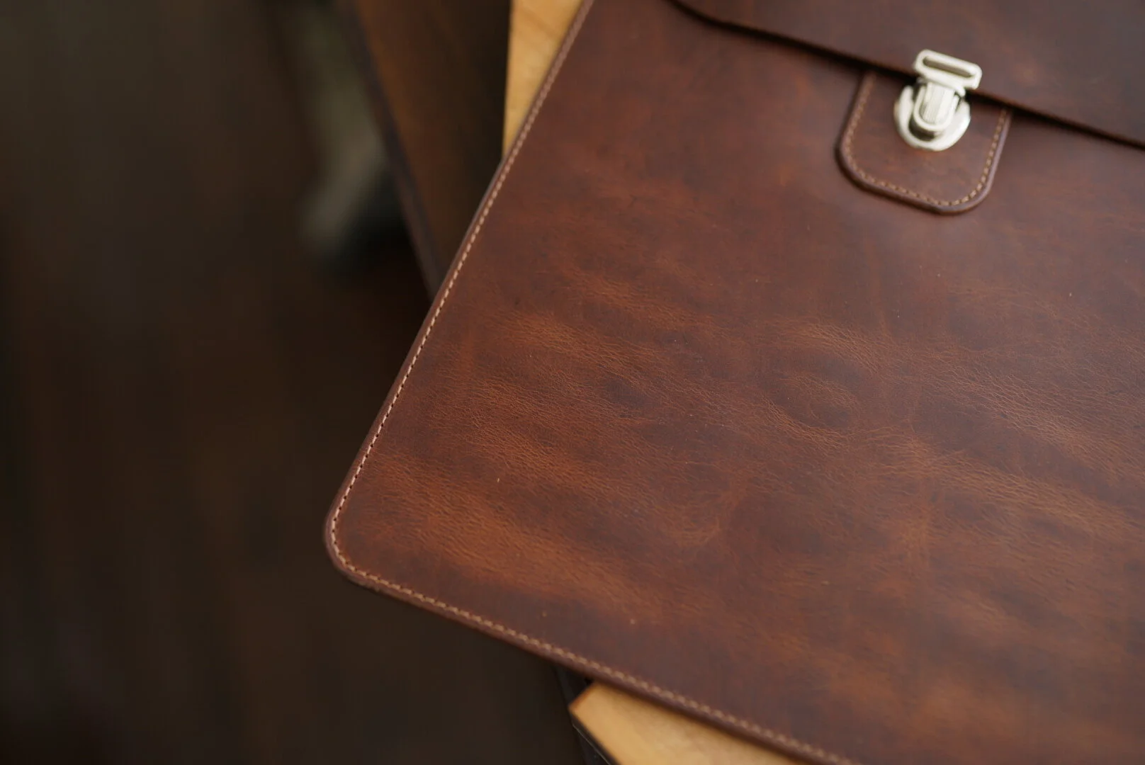 Waxed Pullup Leather