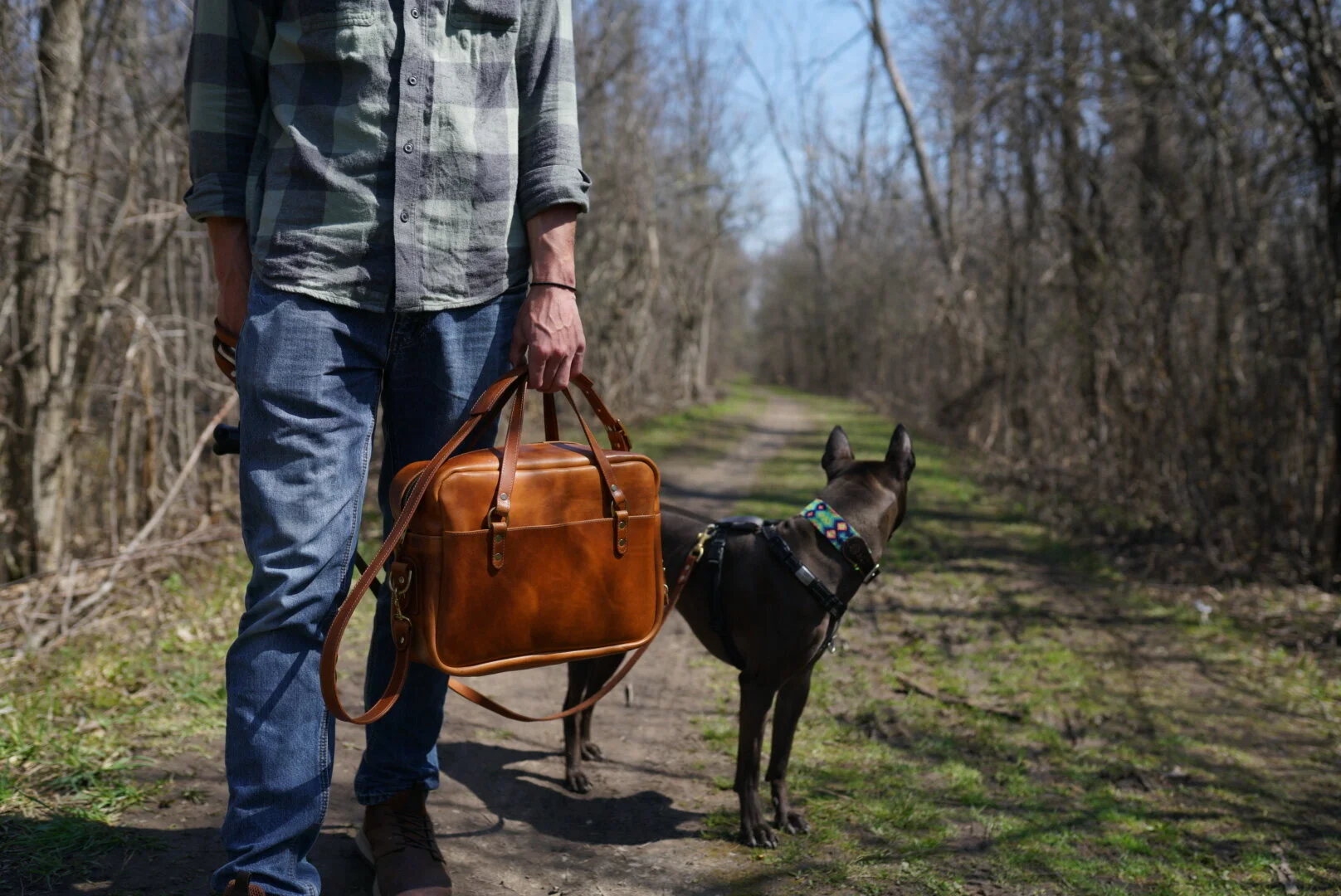 Cognac Zippered Messenger