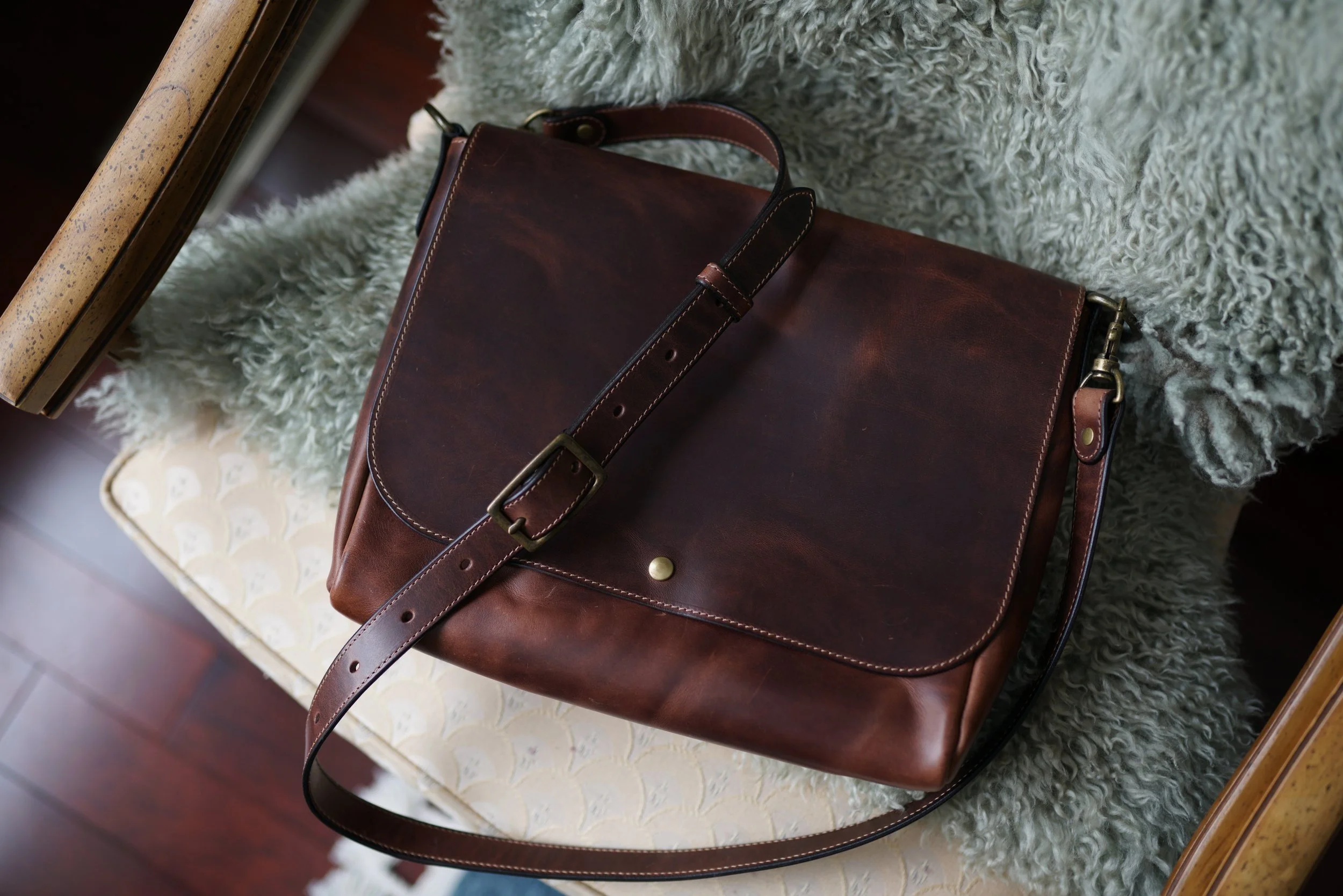 13" Messenger Bag - multiple colours